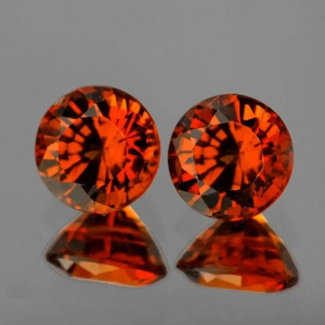Mandarin Orange Spessartite Garnet Pair {Flawess-V