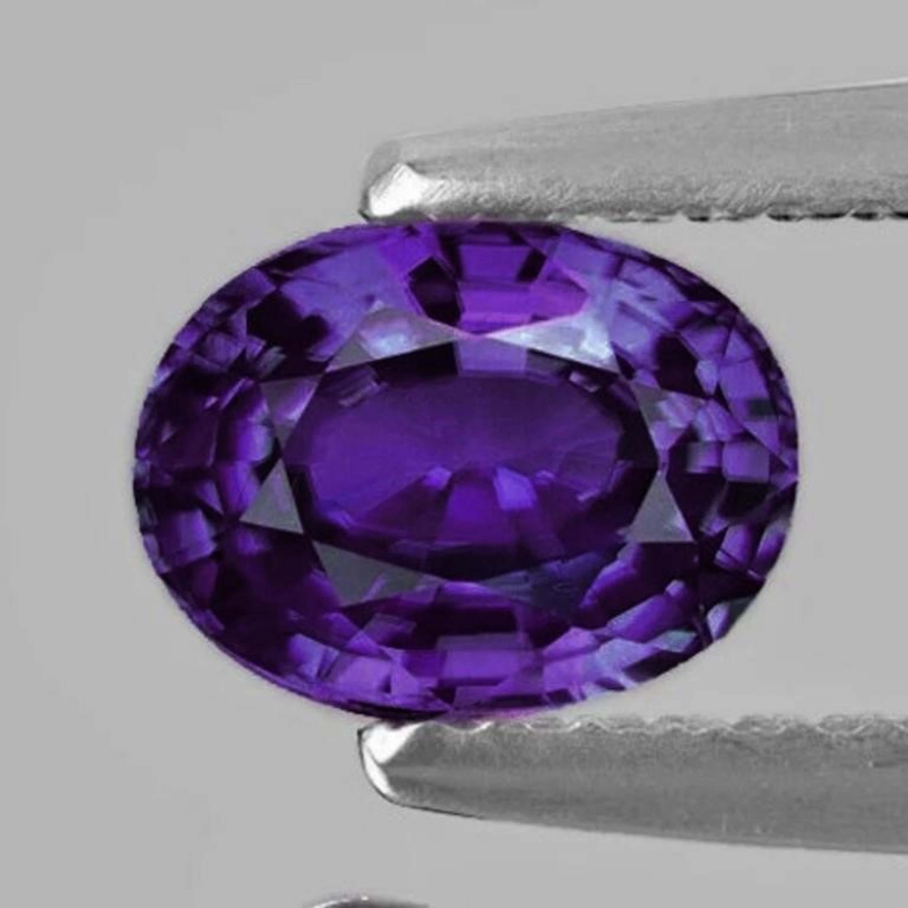 Natural Intense Purple Spinel [Flawless-VVS]