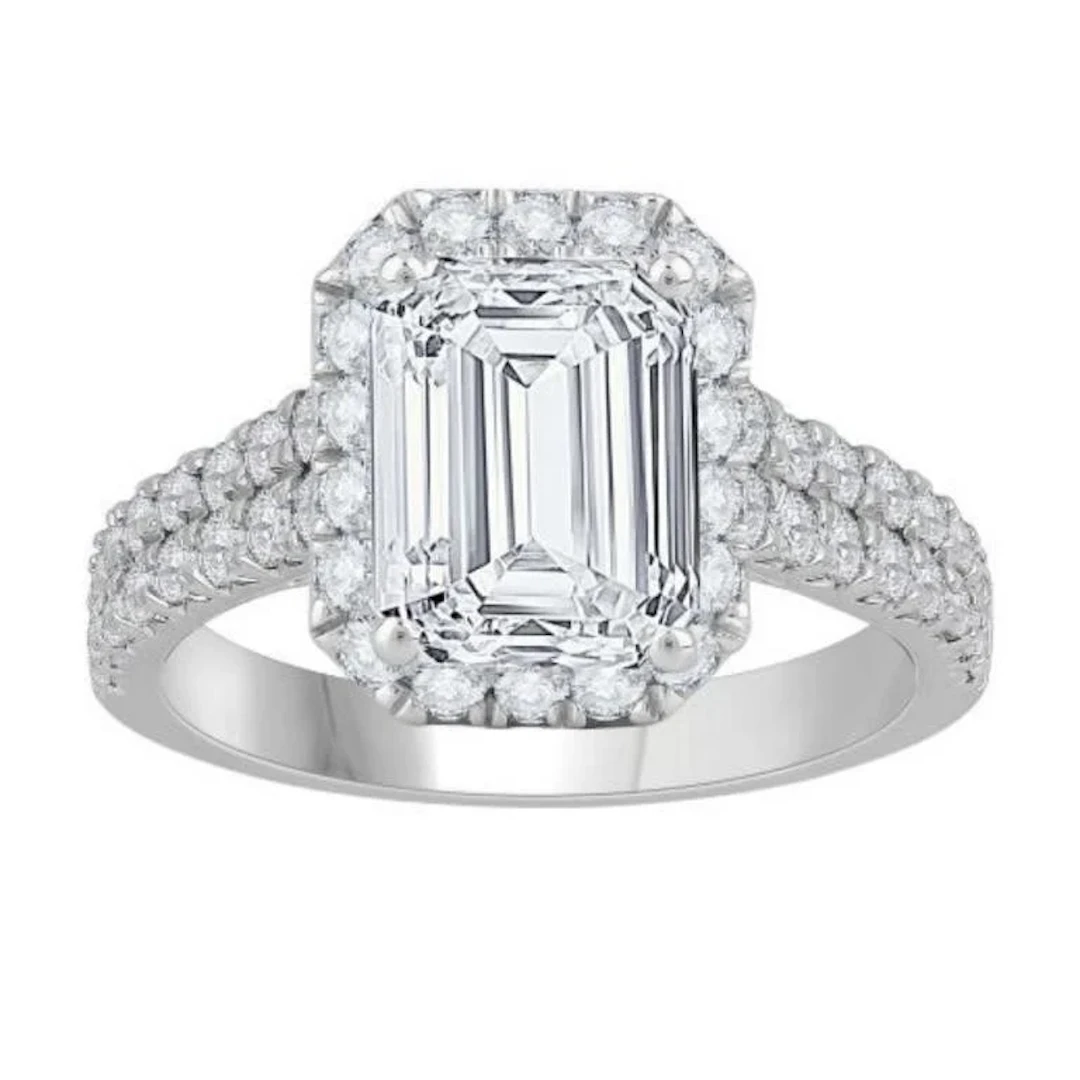Gold & Octagon White Diamond 5 Cts Ring - E/VVS