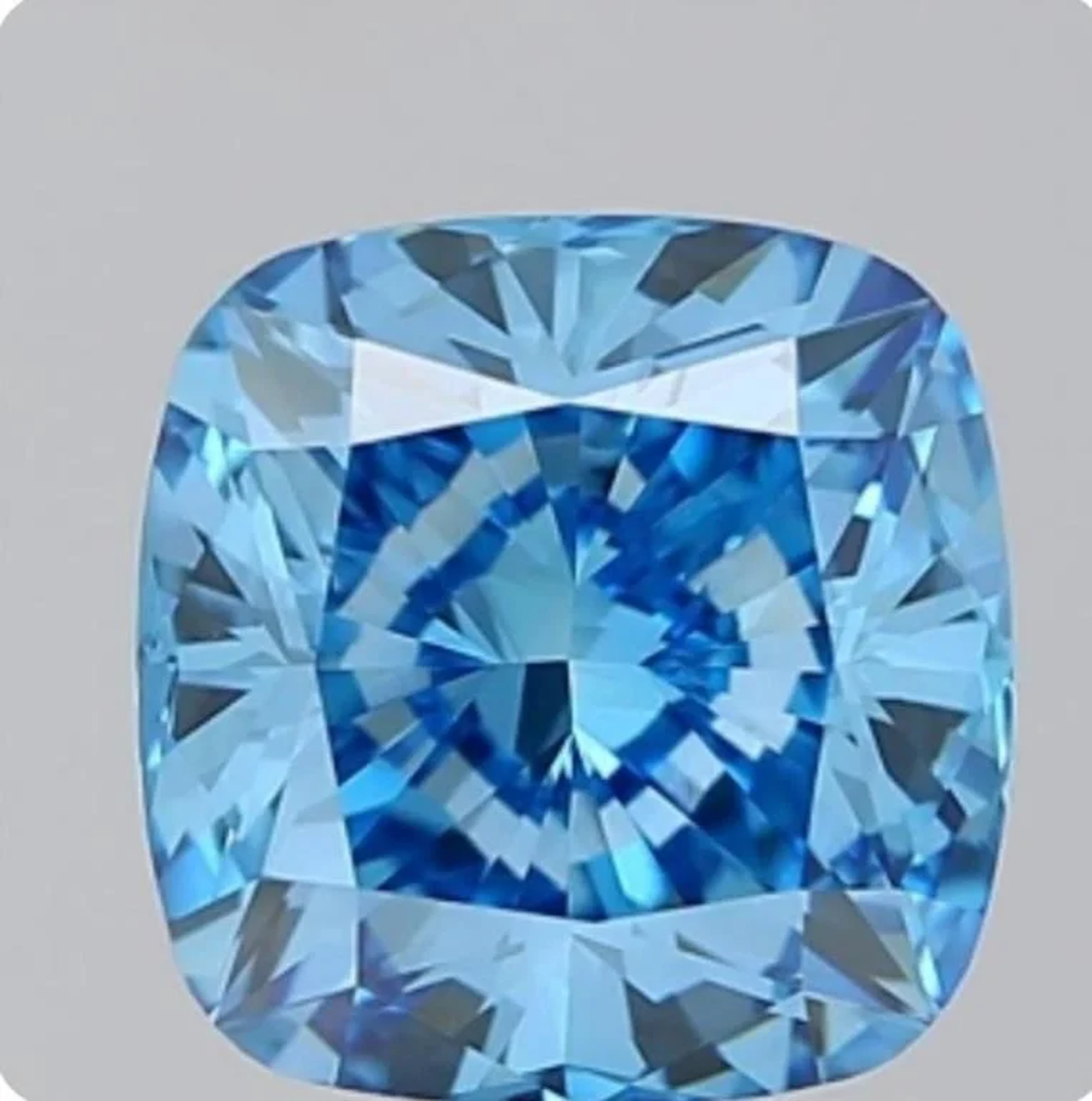 Fancy Vivid Blue Diamond 3.01 Cts - VS - IGI Certi