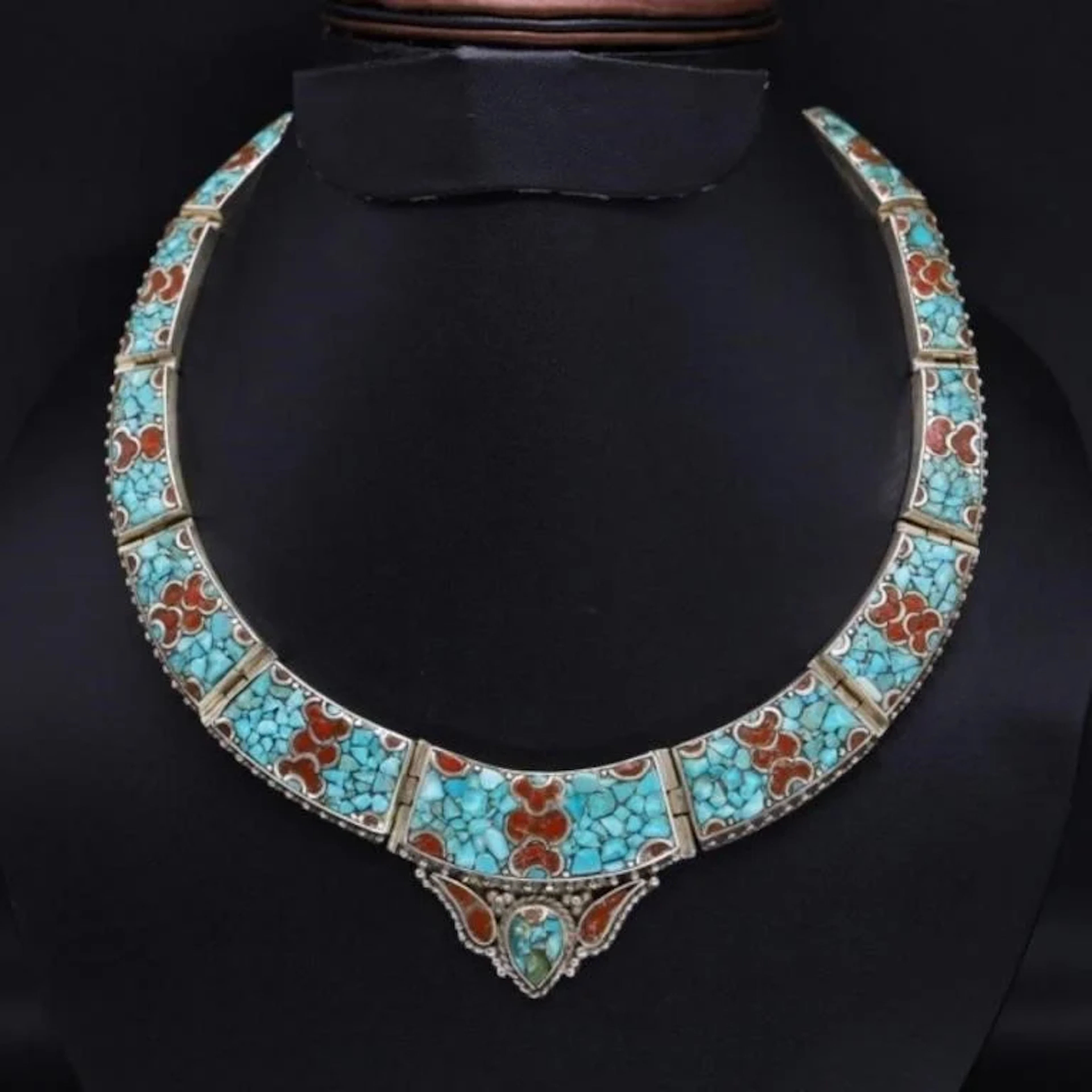 Tibet Natural Stone Tribal Queen Royal Necklace