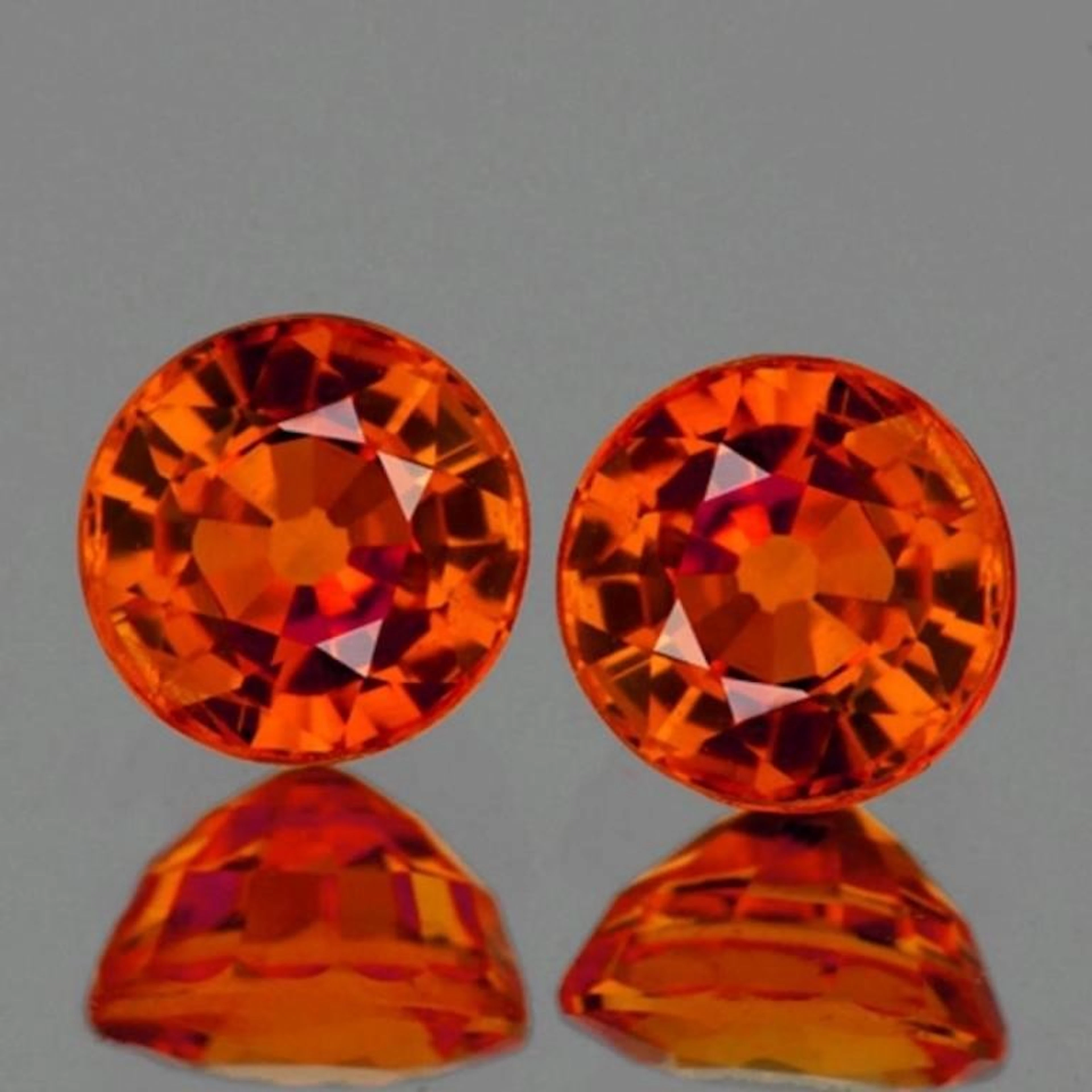 Natural Orange Sapphire Pair [Flawless-VVS]