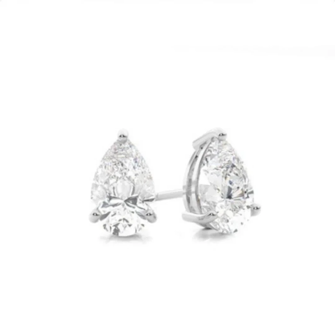 Gold & White Diamond 7.22 Cts EarStuds