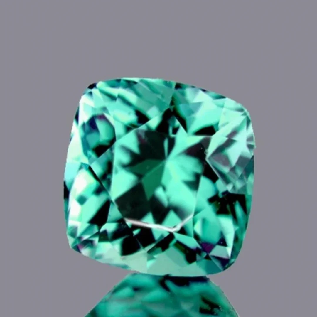 Natural Blue Green Apatite [VVS]