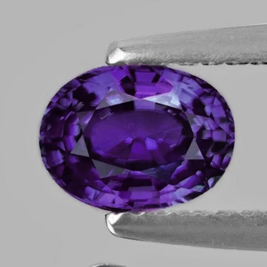 Natural Intense Purple Spinel [Flawless-VVS]