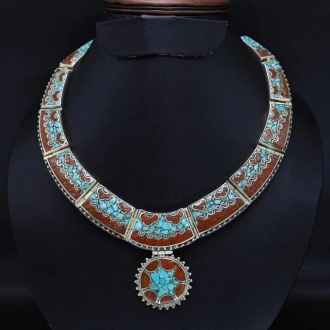 Tibet Natural Stone Tribal Queen Royal Necklace