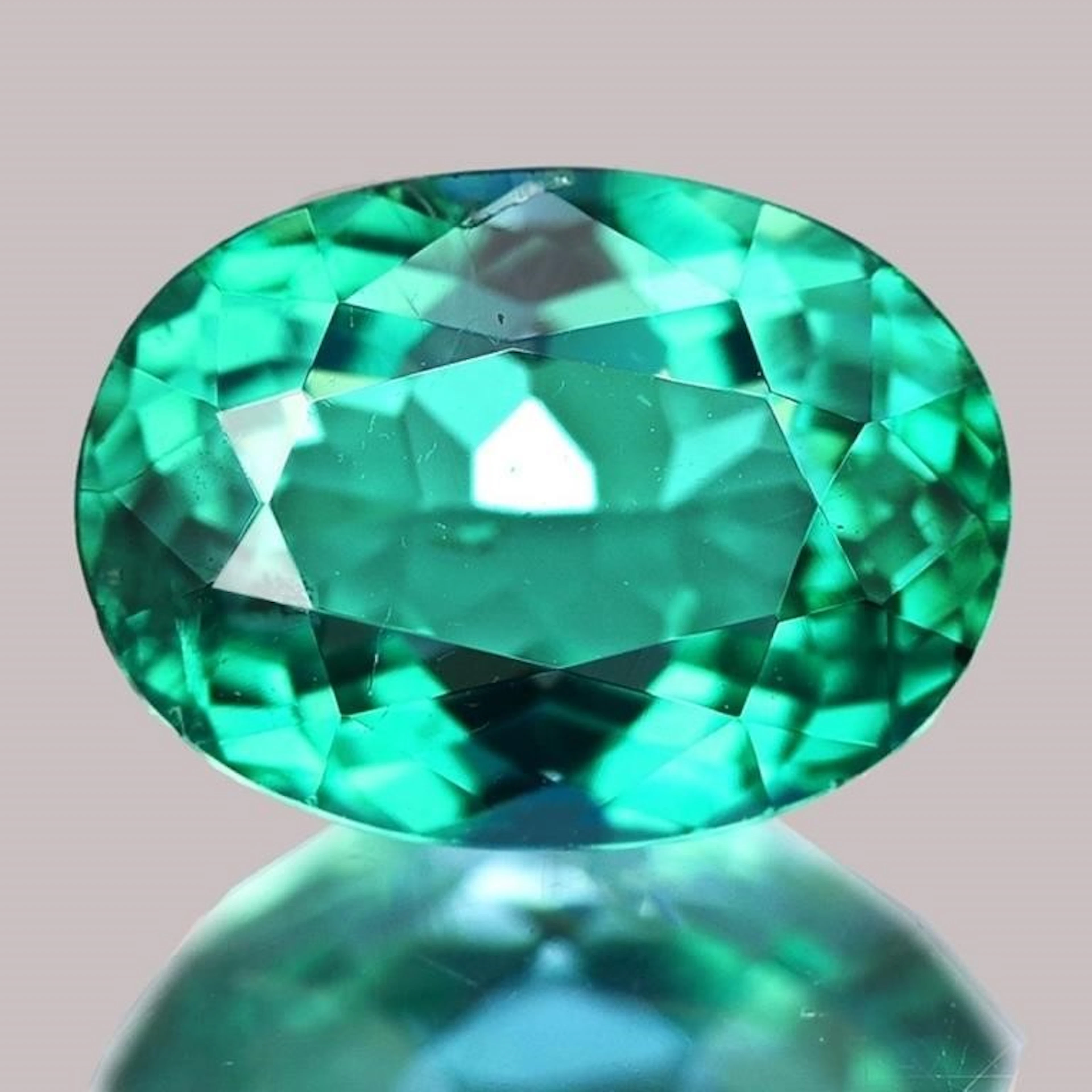 Natural Bluish/Green Apatite {Flawless-VVS}