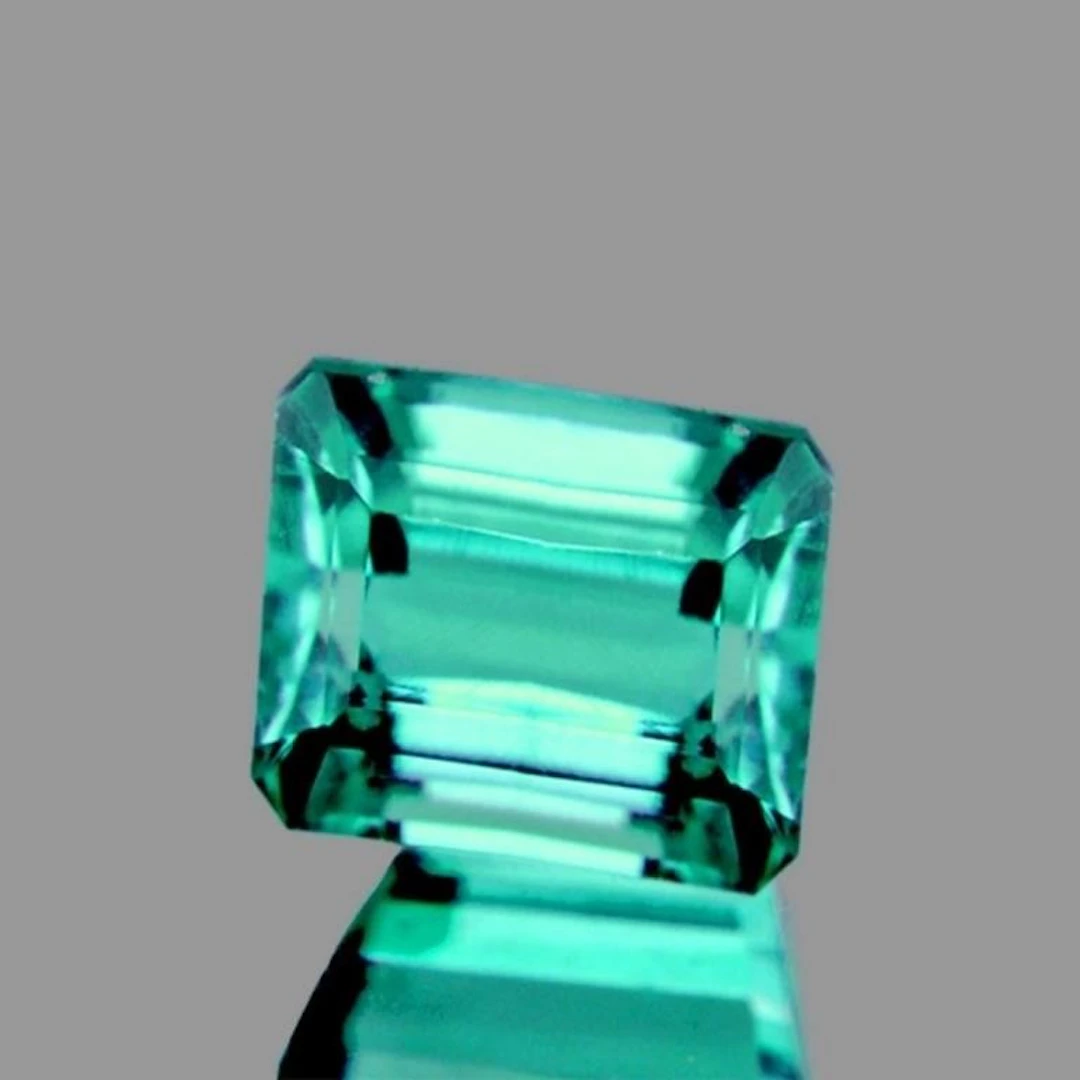 Natural Green Blue Apatite [Flawless-VVS]