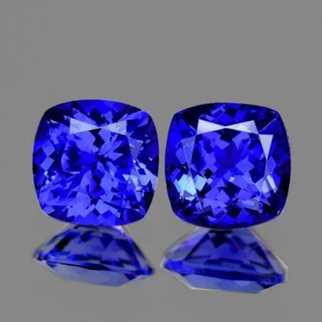 Natural Purple Blue Cushion Tanzanite Pair [Flawle