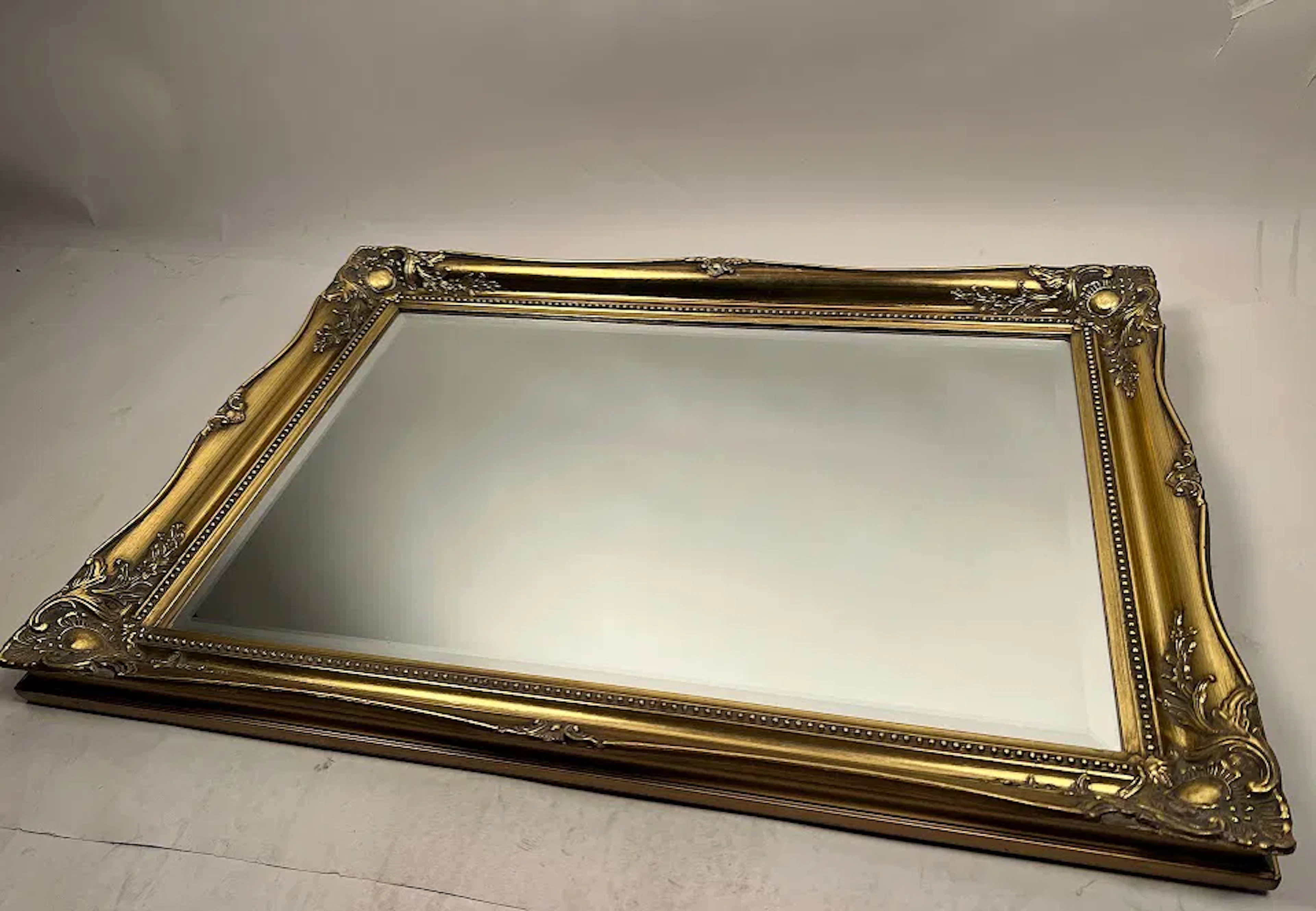 Spegel slipat glas