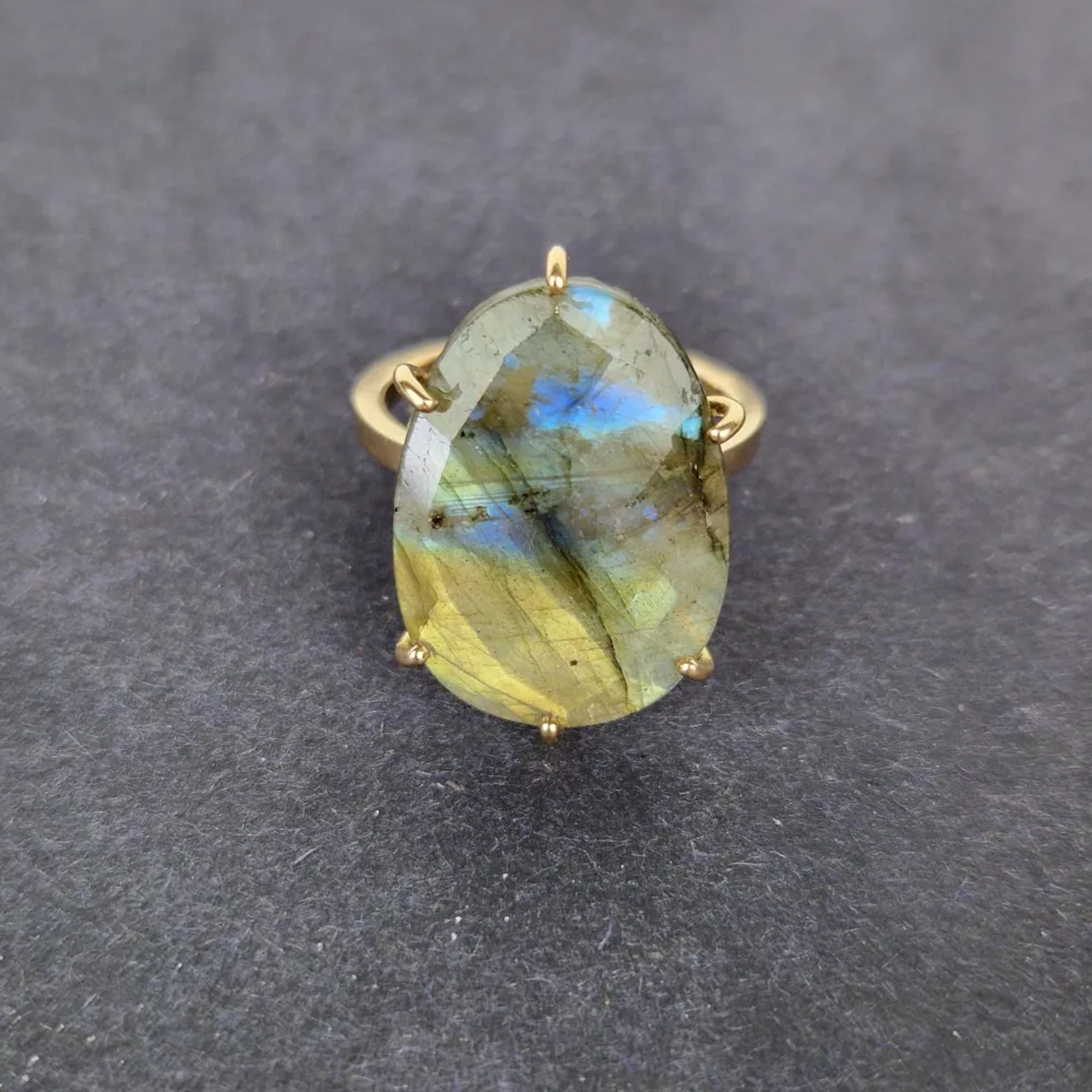 Ring, 18K guld