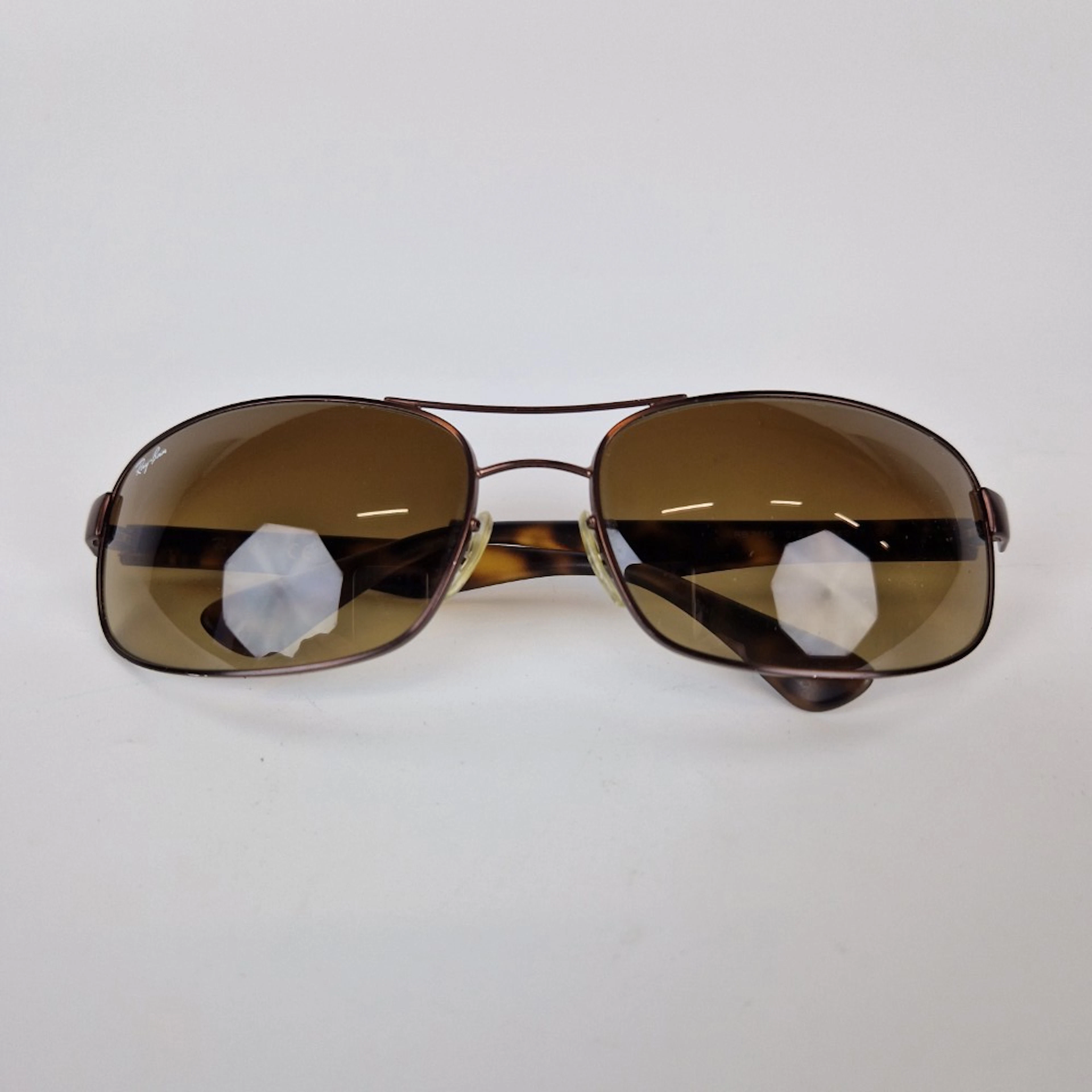 Solglasögon, Ray-Ban