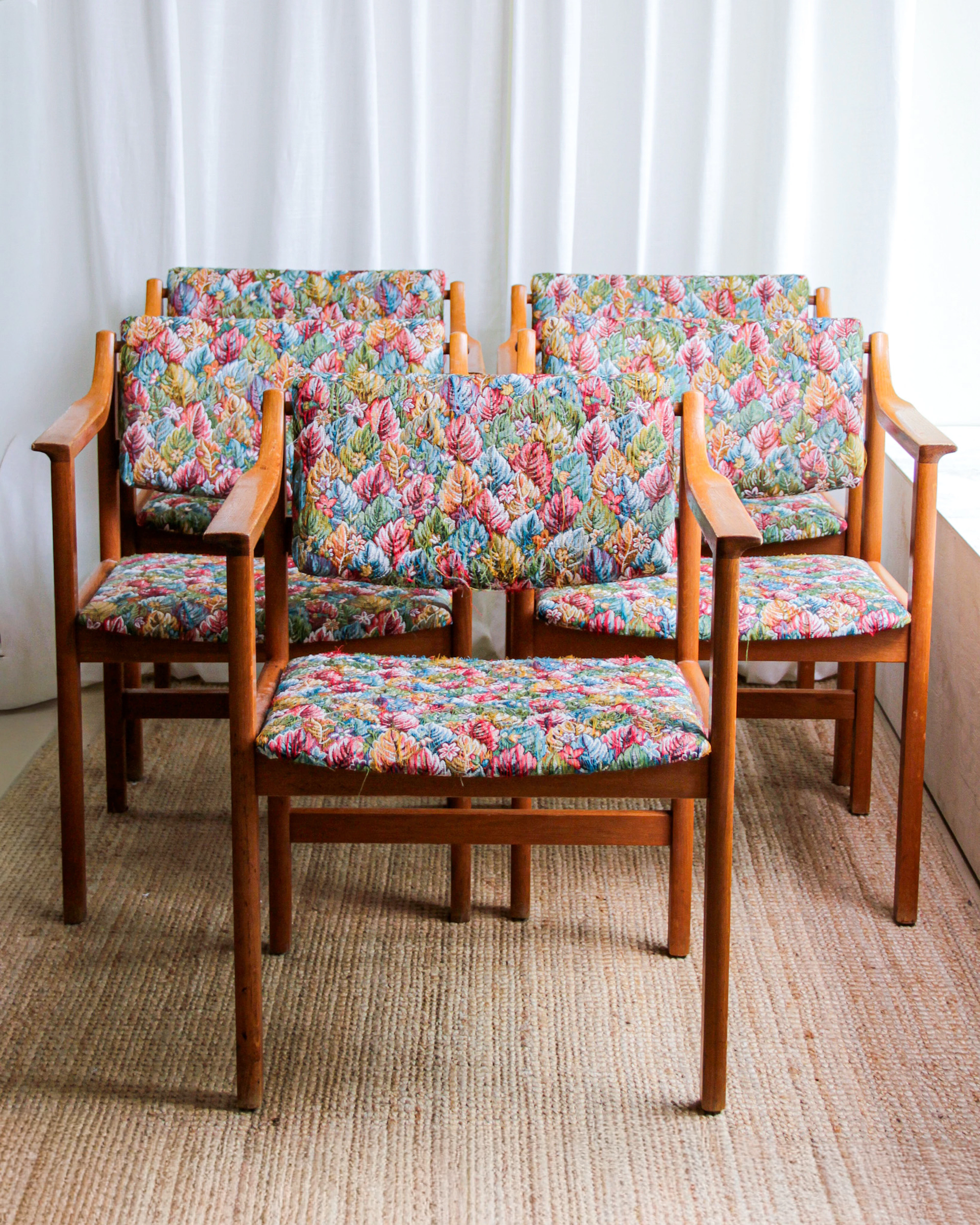 Stolar, 5 st, Karl-Erik Ekselius, ek och textil, JOC