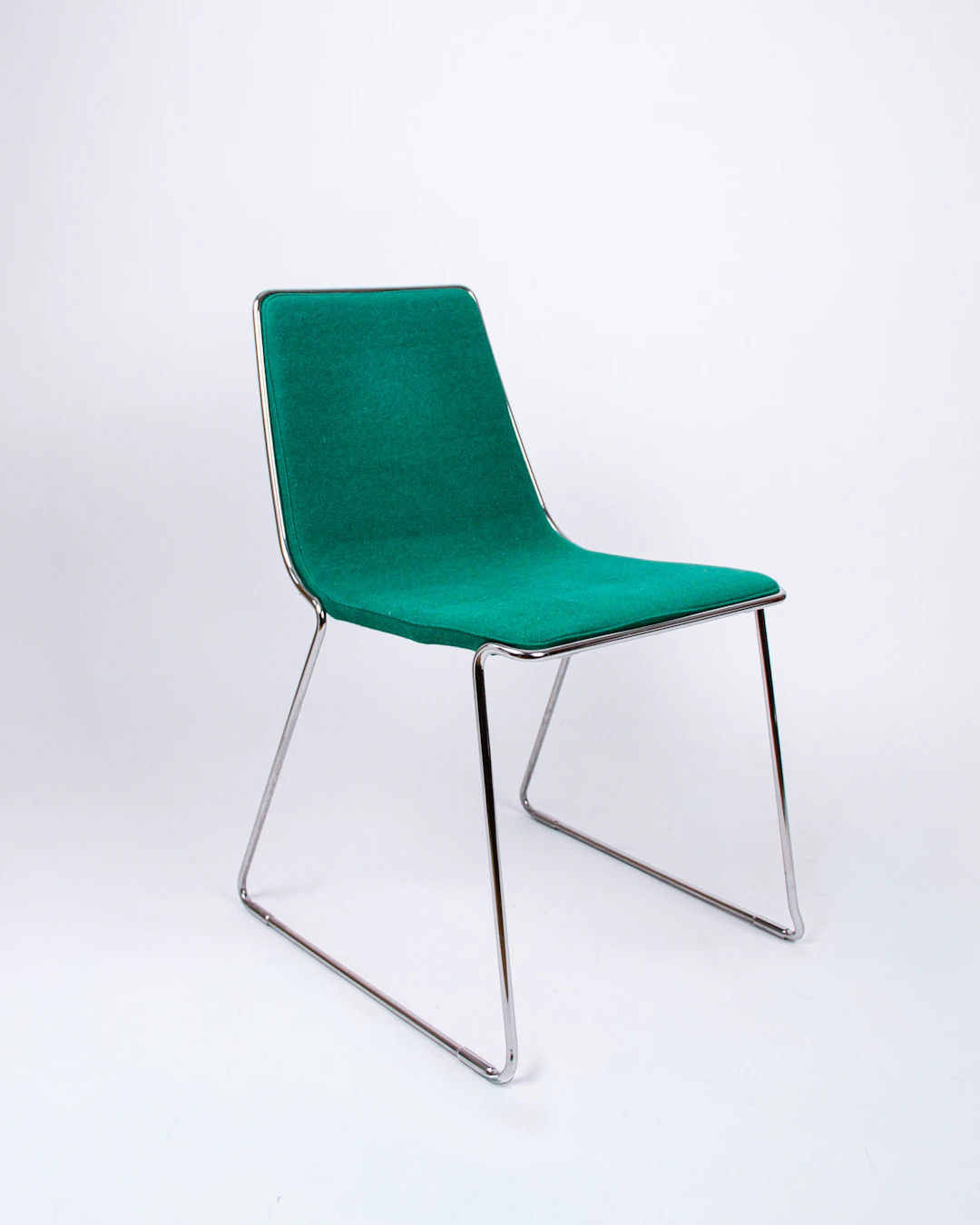 Stol, "Speed", Johan Lindstén, textil och krom, Johanson Design