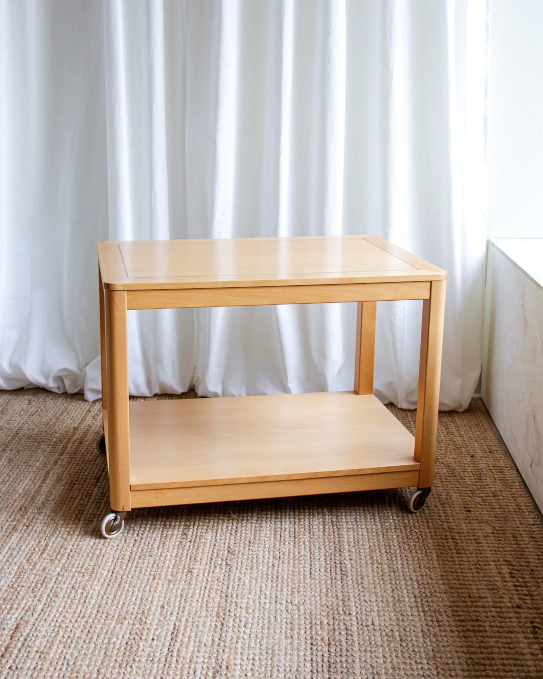 Soffbord på hjul, Karin Mobring och Jelinek, bok, IKEA, 1900-talets senare del