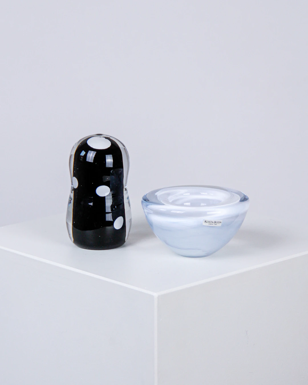 Skulptur och ljuslykta, 2 delar, bl.a "Jazz", Gunnel Sahlin, Kosta Boda