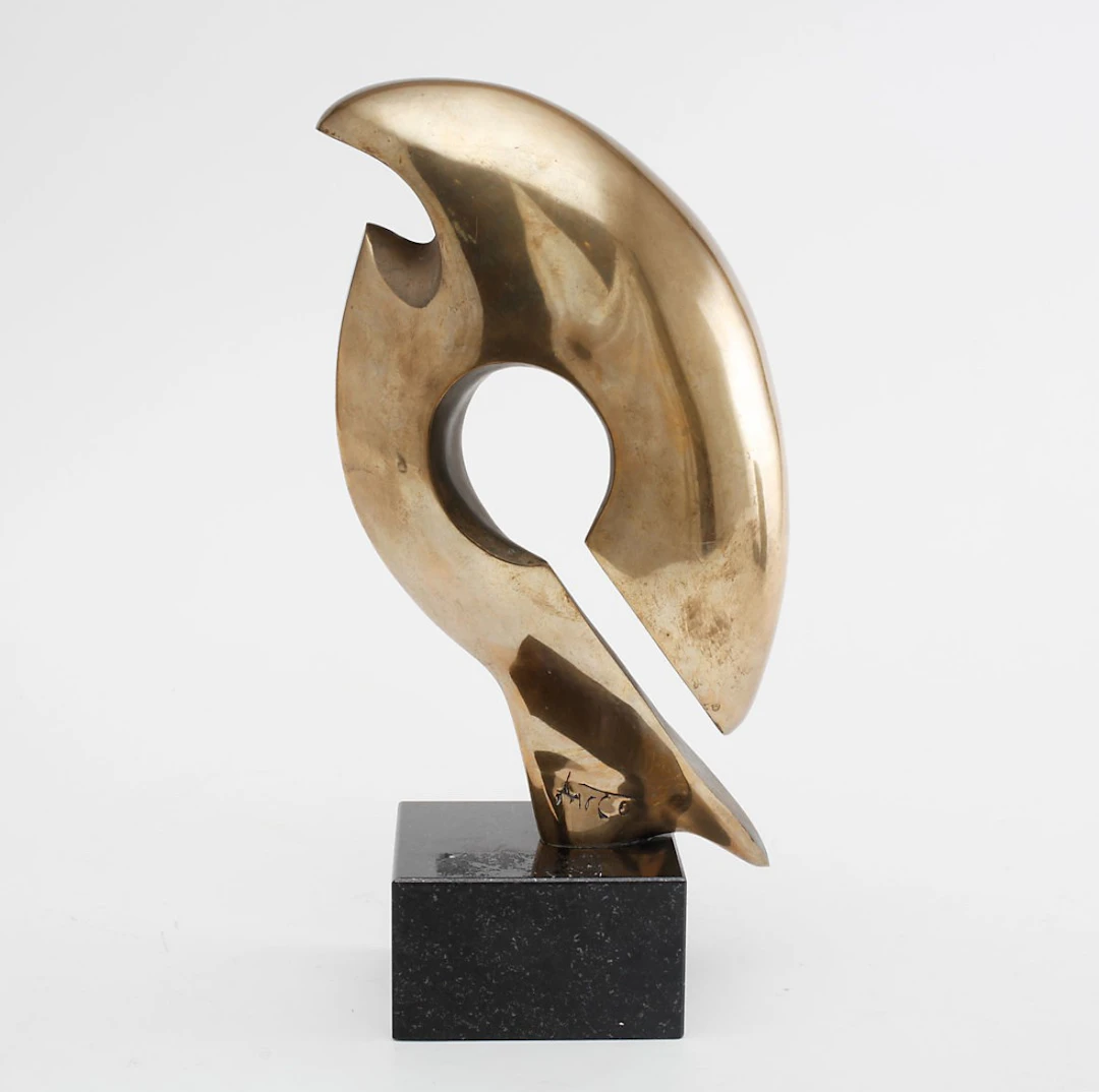 Executive Bird | Raoul Farco