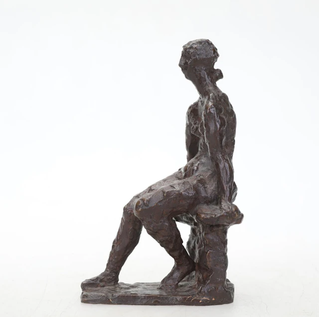 Sitting woman | Lennart Källström