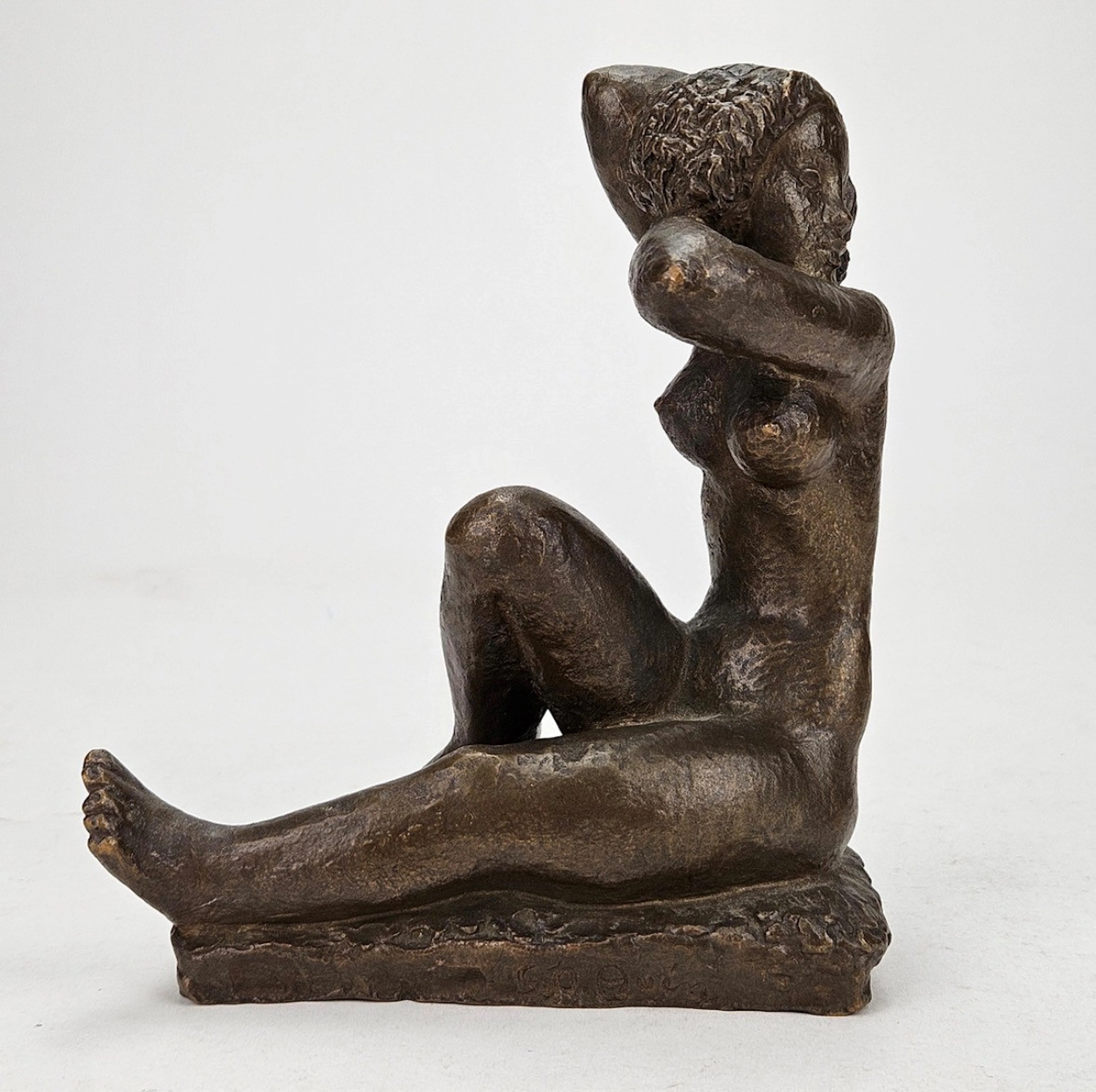 Sitting Model | Carl-Oscar Avén