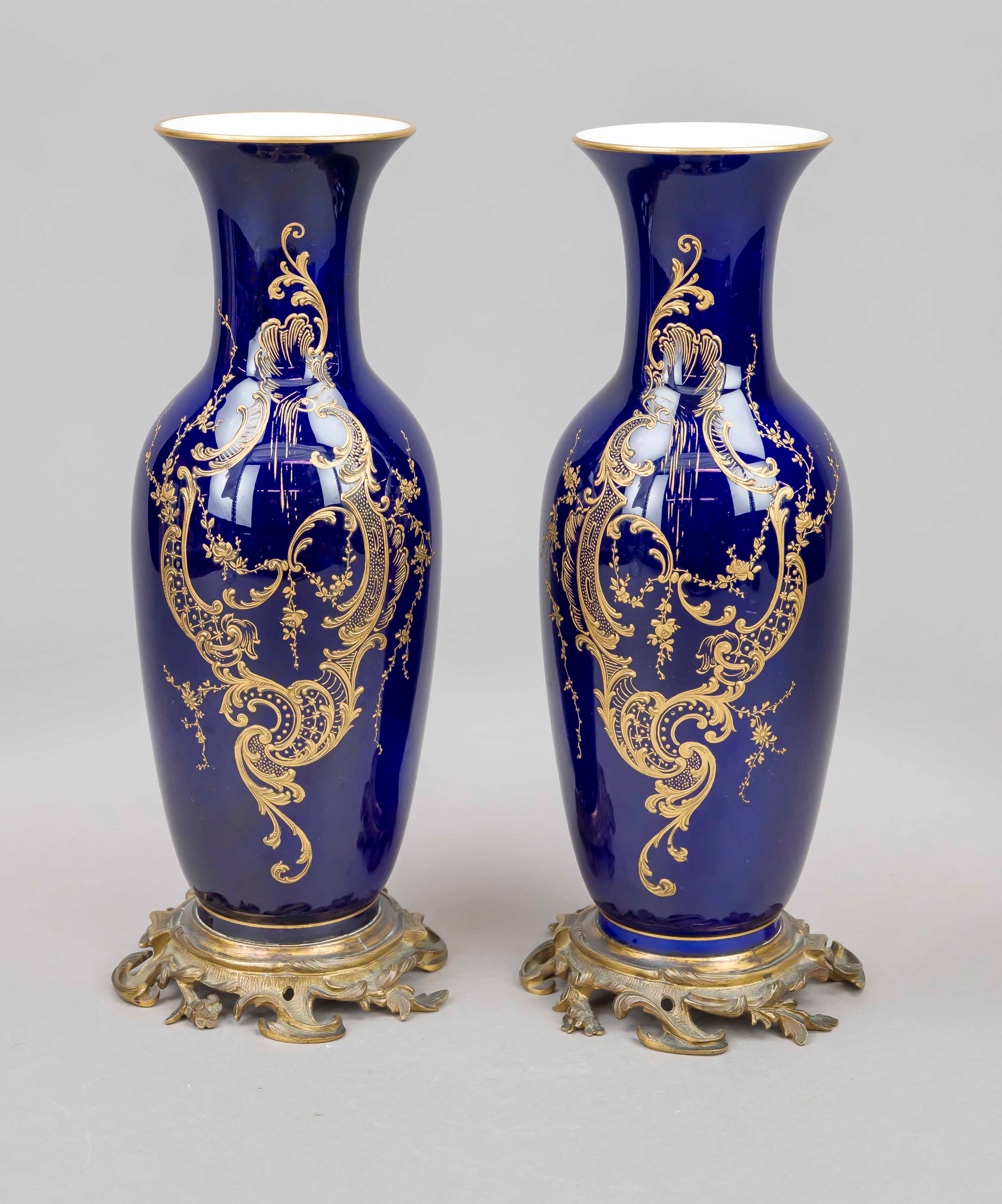 Paar Prunkvasen, Sevres, Frankrei