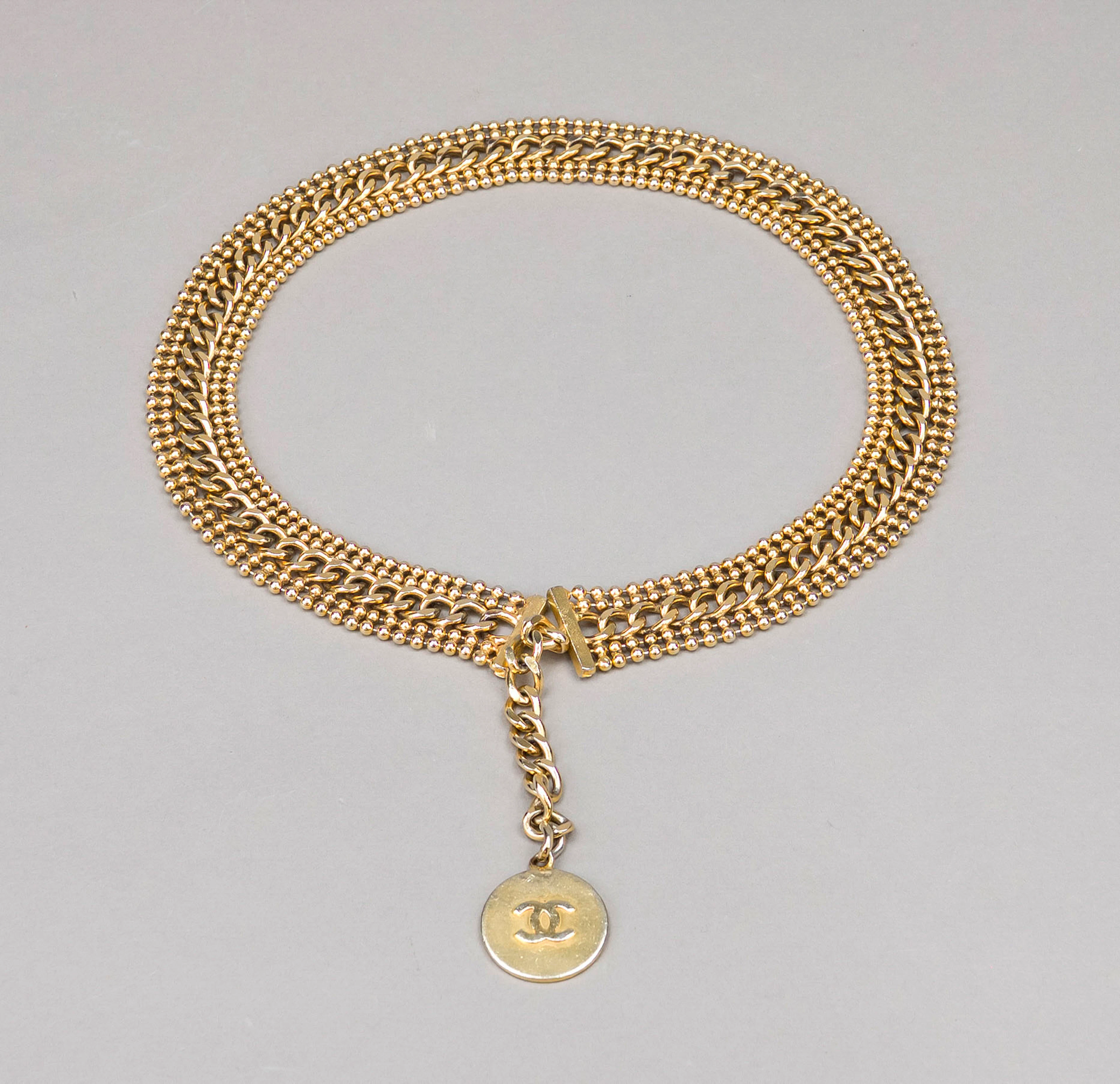 Chanel, Vintage Kettegürtel mit L