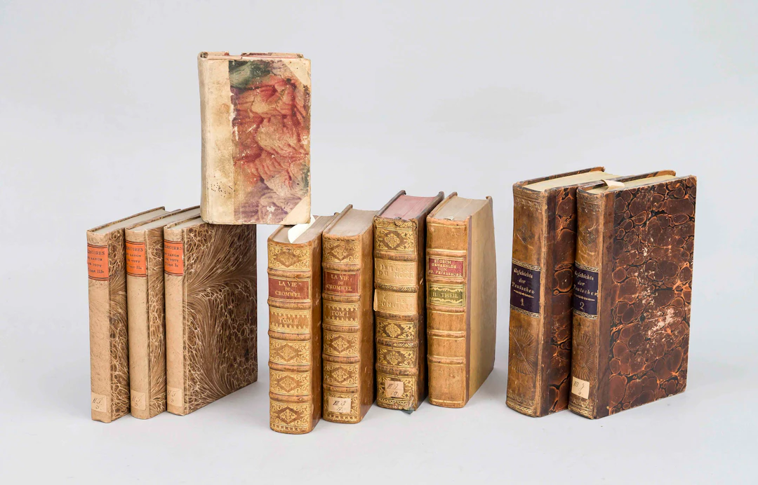 10 Bücher zu untersch. Themen: He