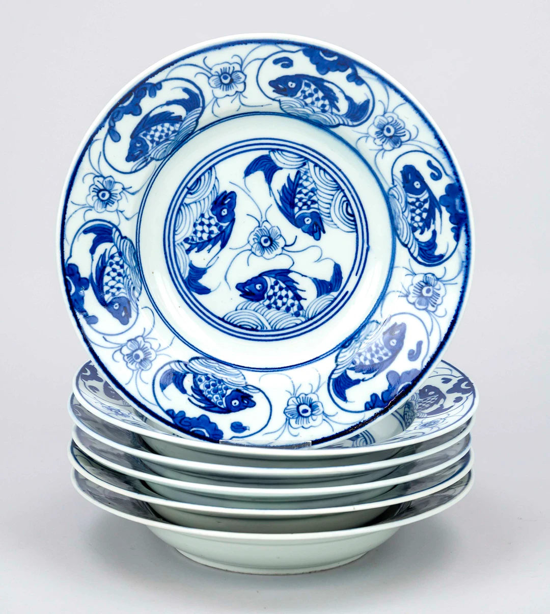 6 Suppenteller mit Fischdekor, Ch