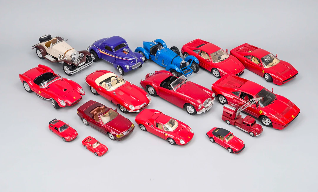 15 Modellautos, meist um 2000, un