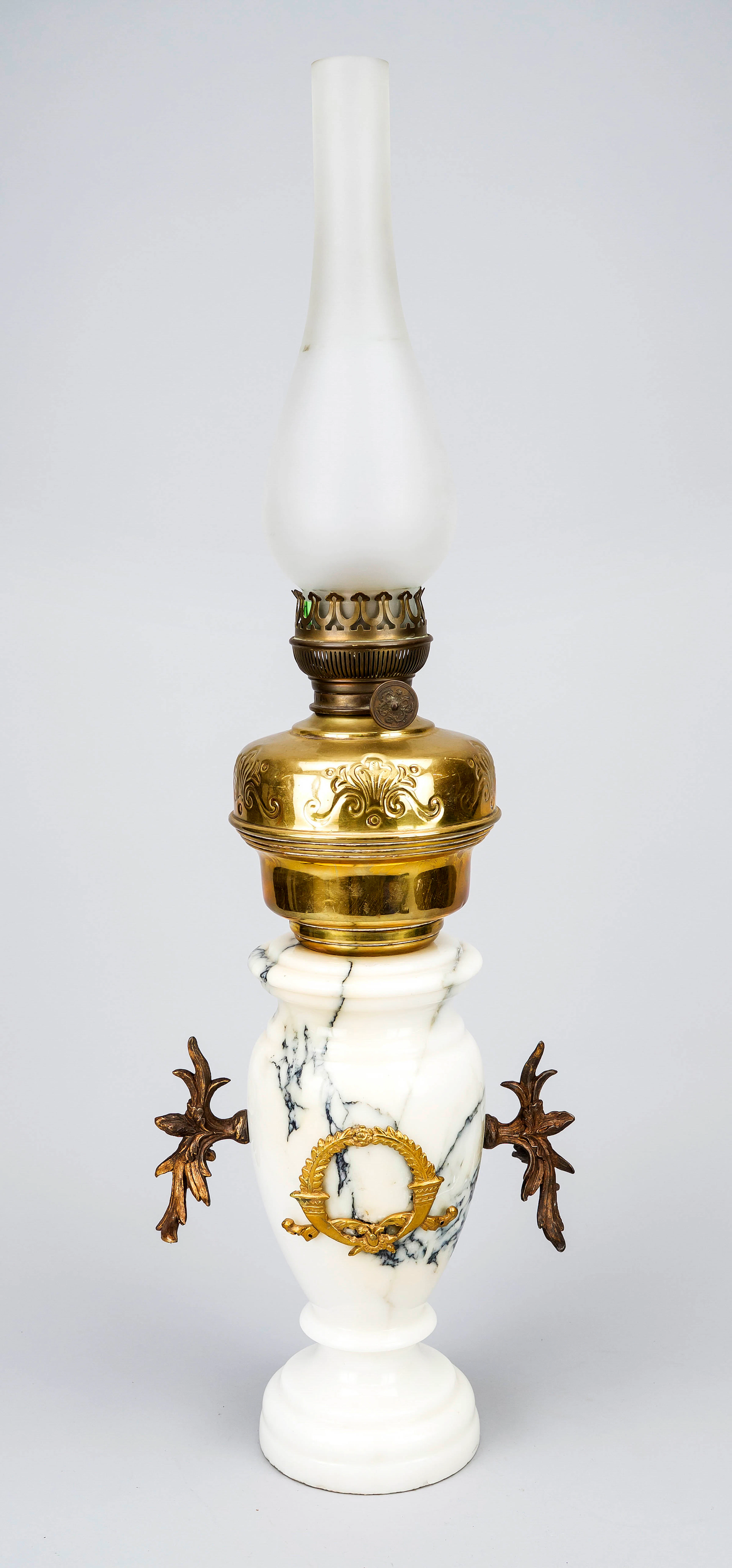 Petroleumlampe (Mariage), Marmorf