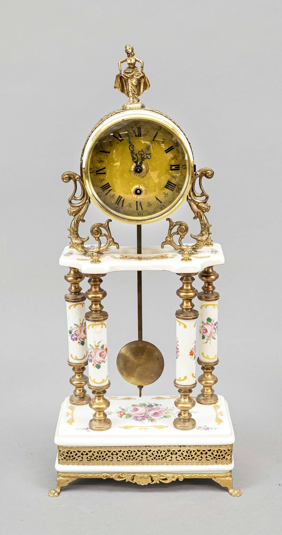 Porzellanuhr, 2.H. 20. Jh., ohne