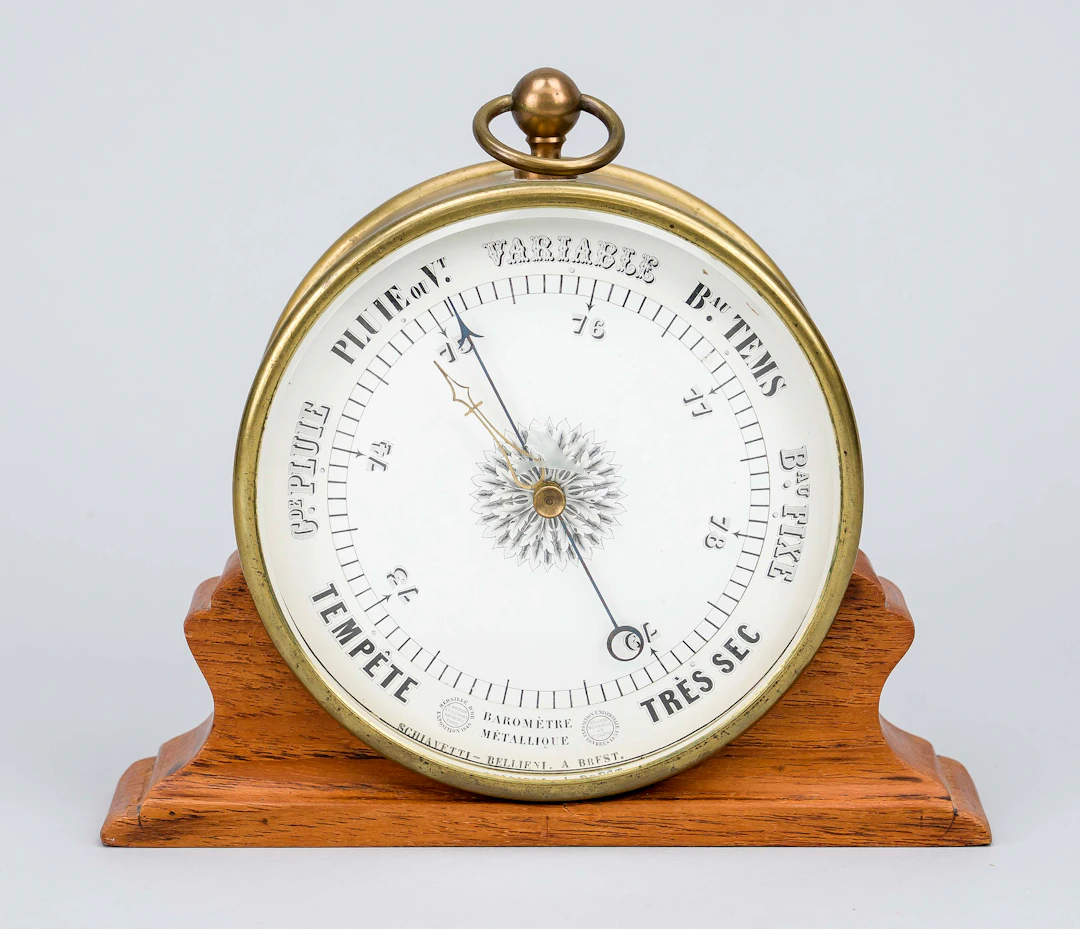 Aneroid-Tischbarometer, Frankreic