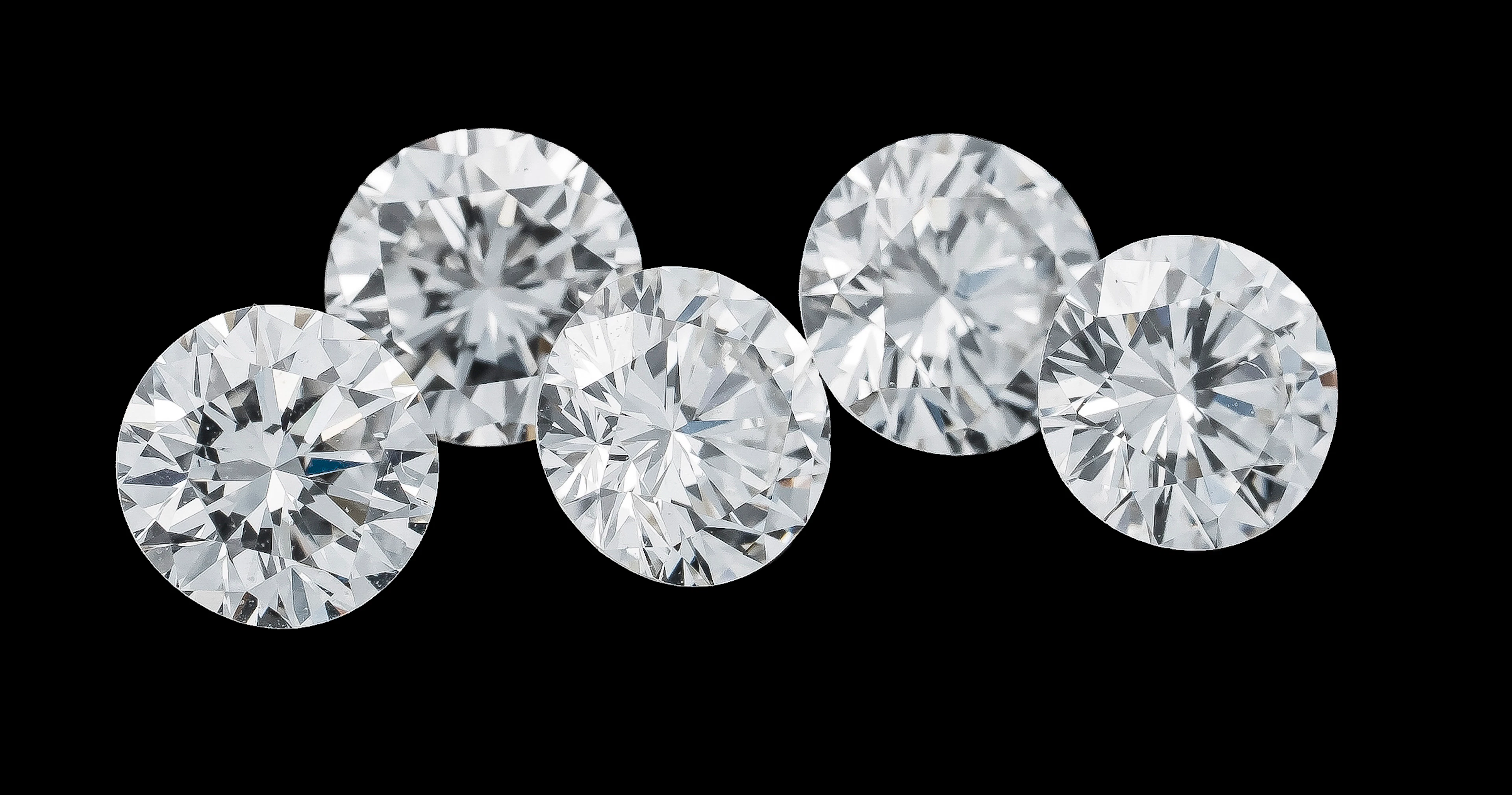5 Brillanten, zus. 1,35 ct TW/Lup