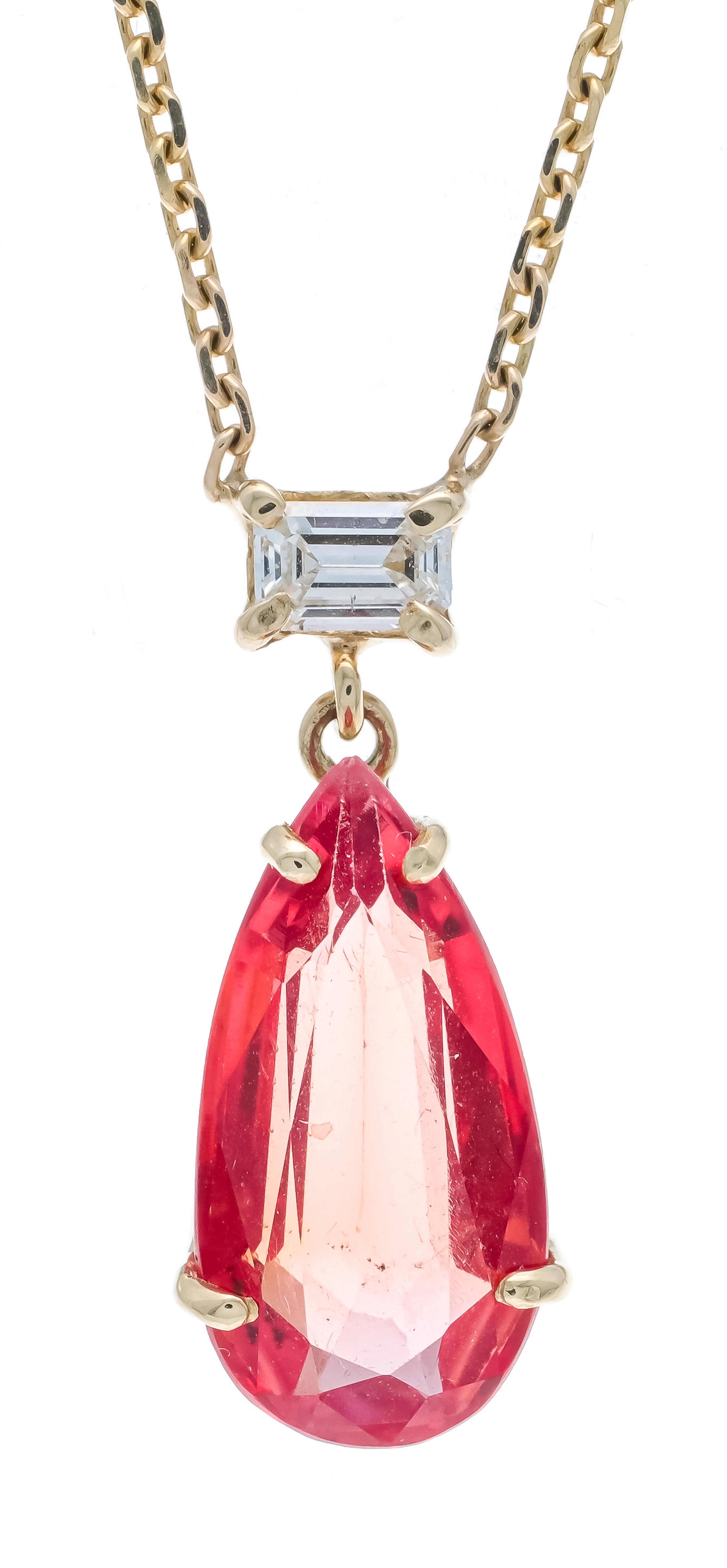 Edelstein-Diamant-Collier GG 585/