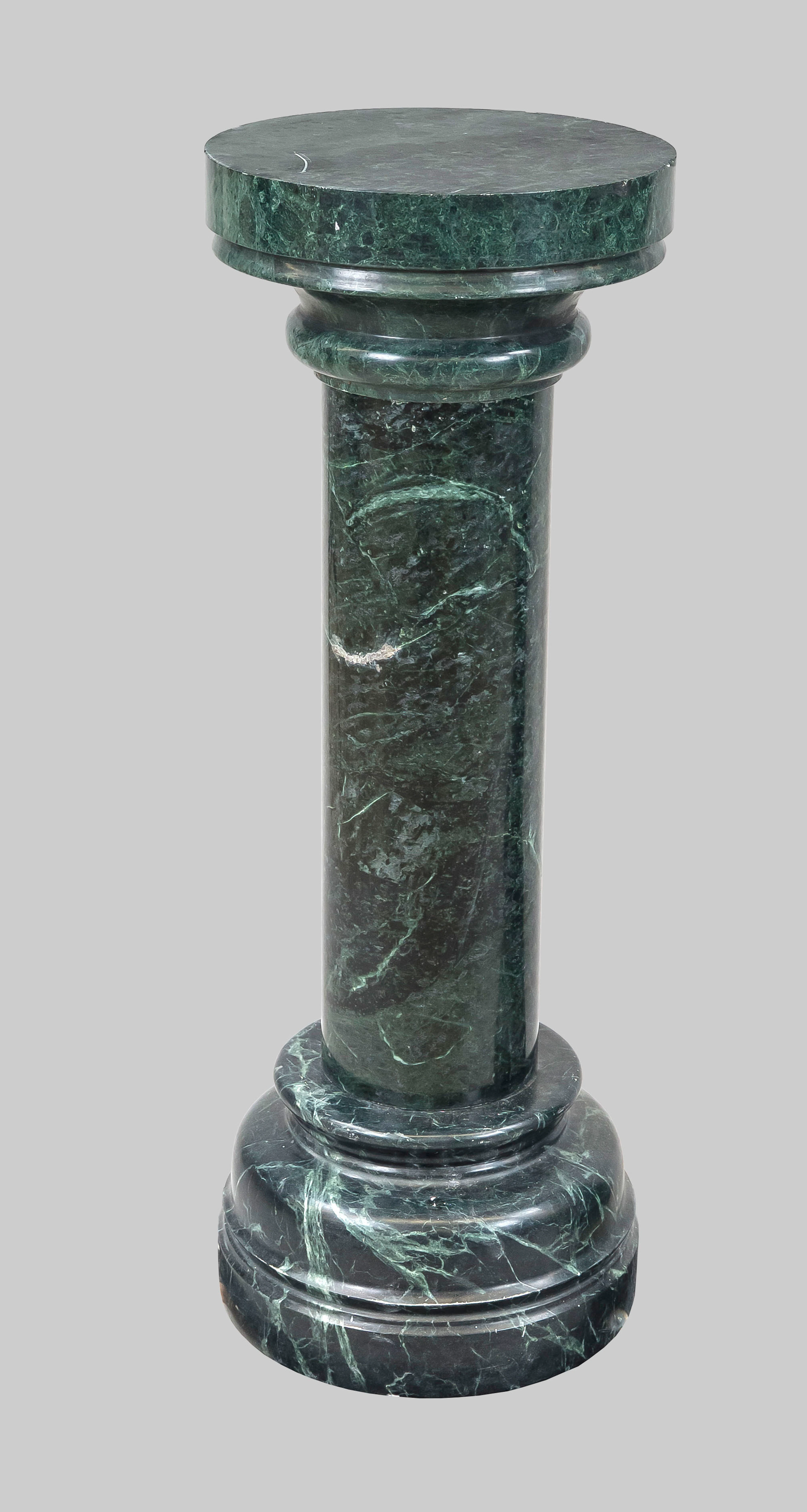 Säule, 20. Jh., spinatgrüner Marm