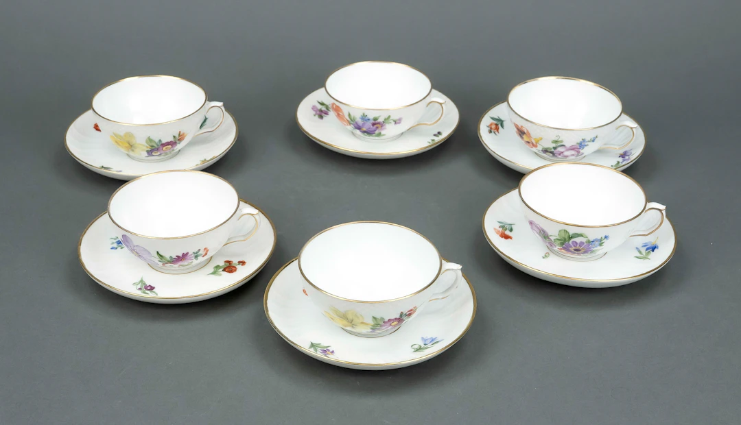 6 Teetassen mit UT, Royal Copenha