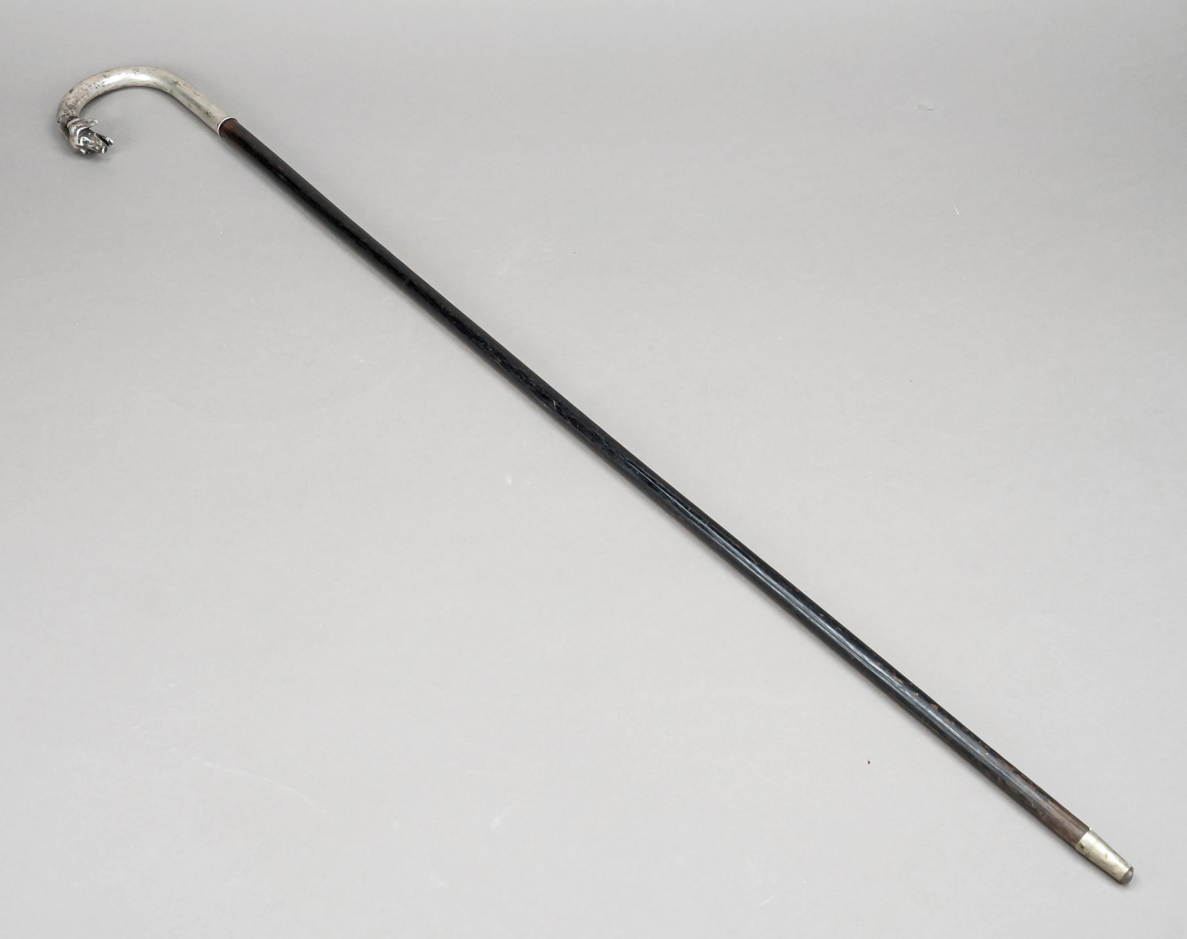 Spazierstock mit Silbergriff, 20.