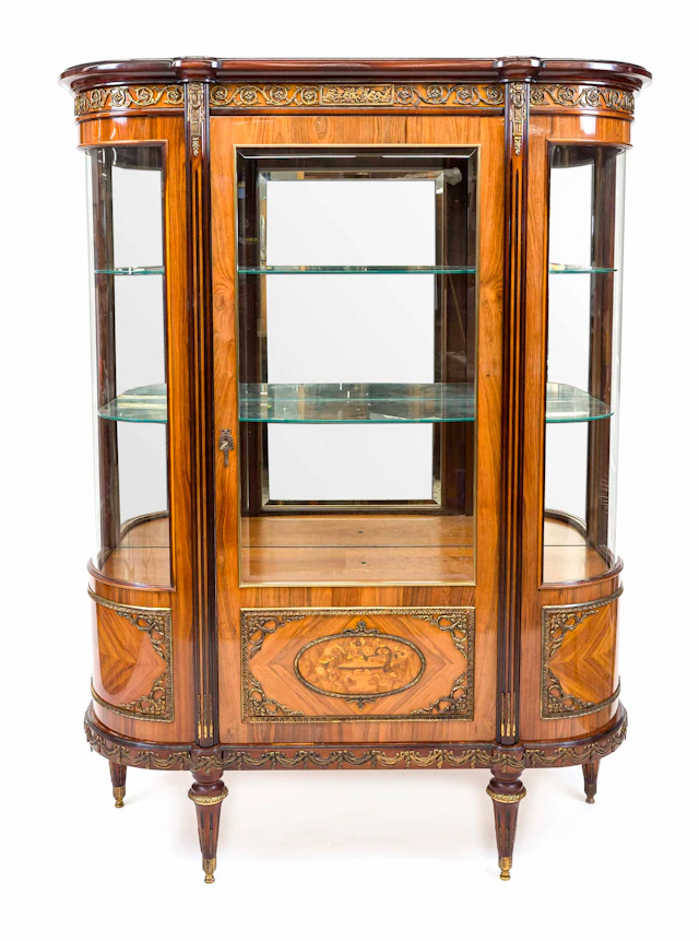 Vitrinenschrank, wohl Italien 20.