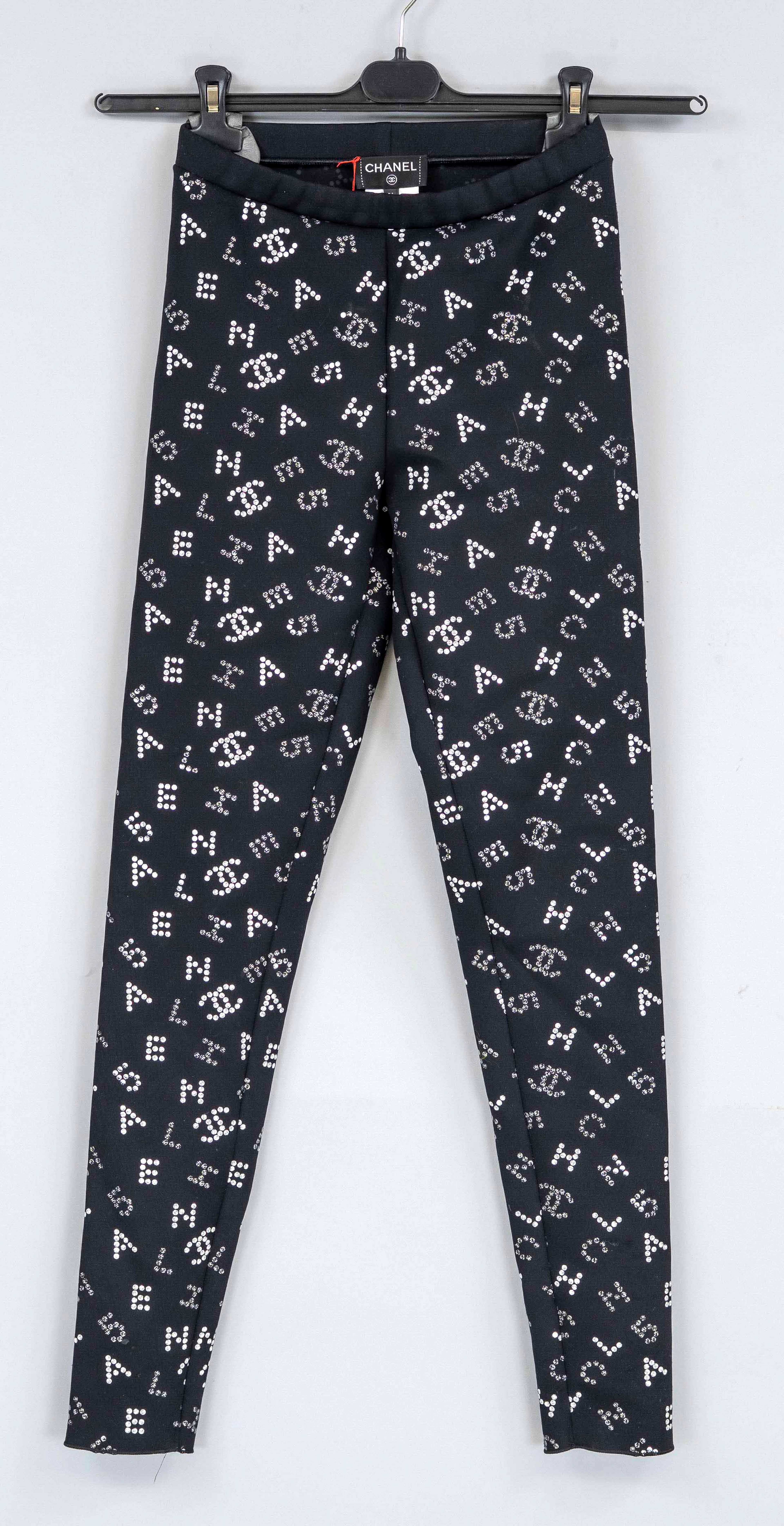 Chanel, enge elastische Hose mit