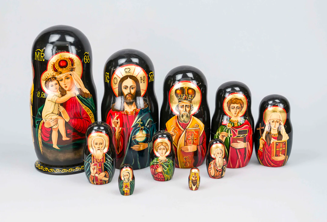 Sehr großes Matroschka-Puppen-Set