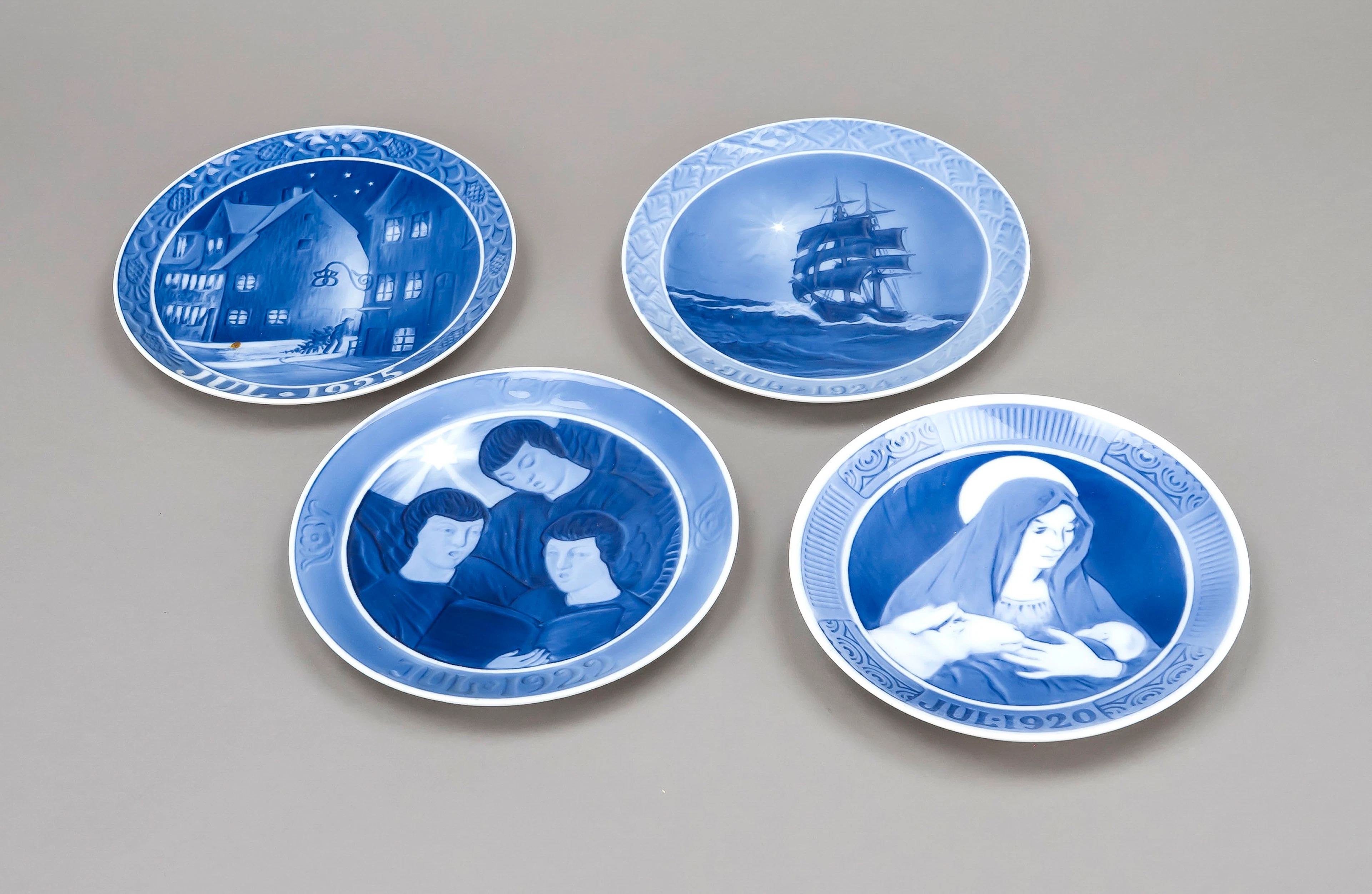Vier Weihnachtsteller, Royal Cope