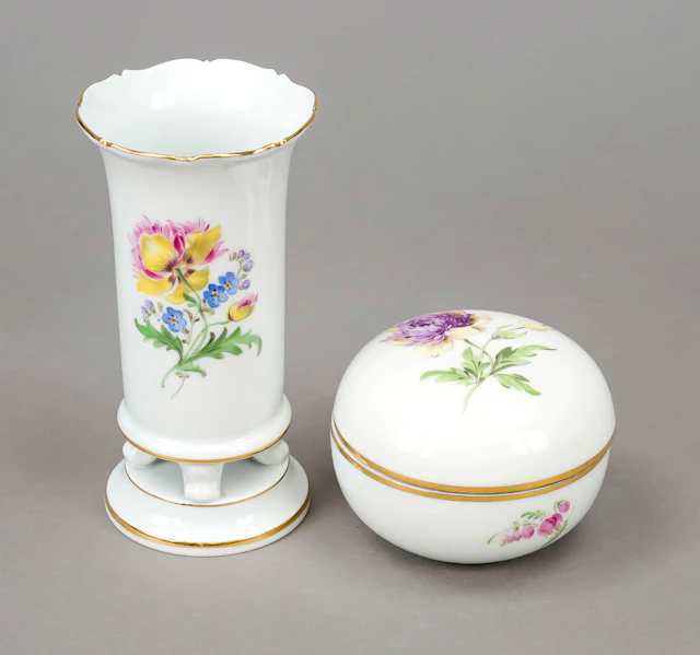 Vase und Deckeldose, Meissen, 19.