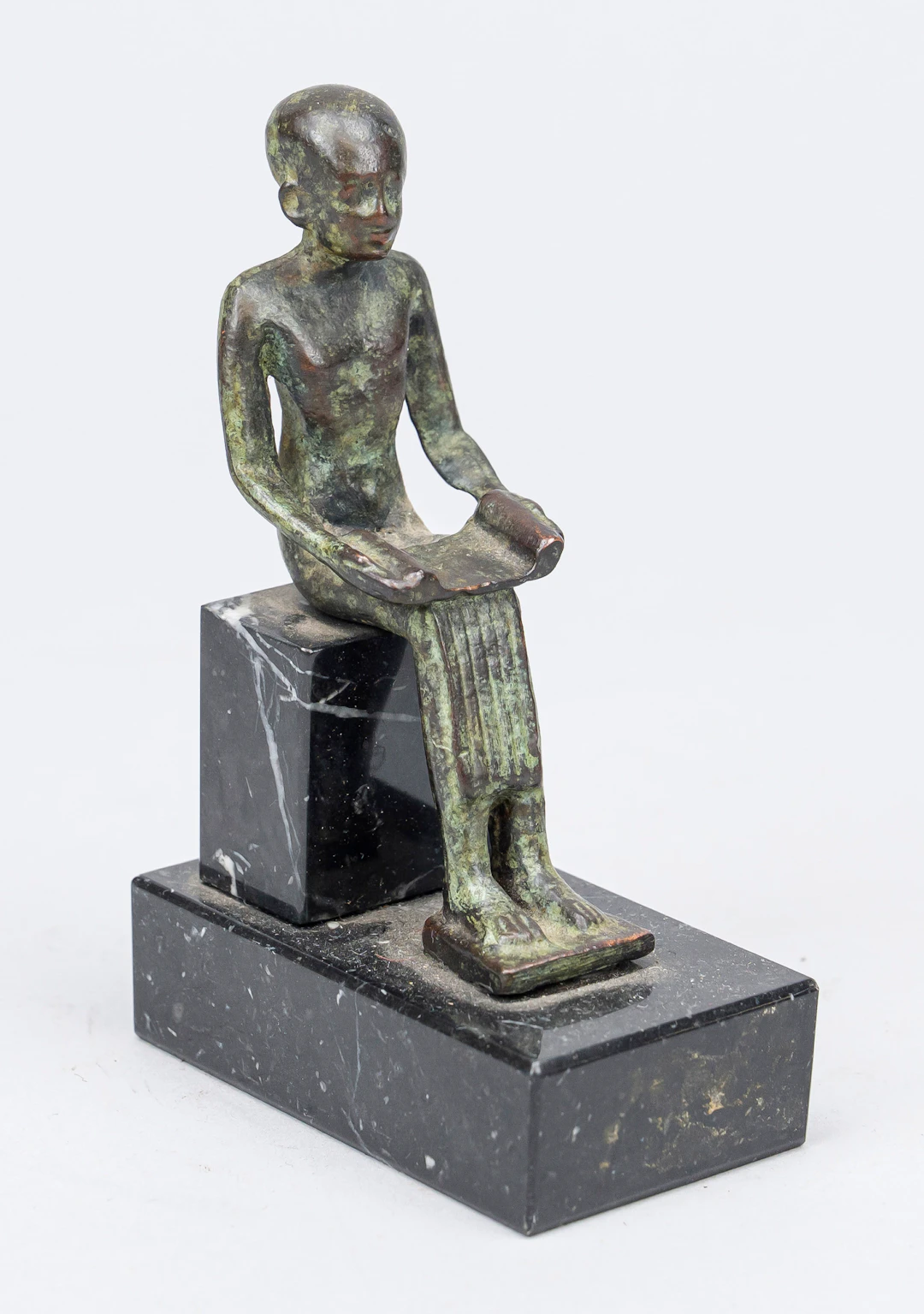 Sitzender Imhotep nach ägyptische