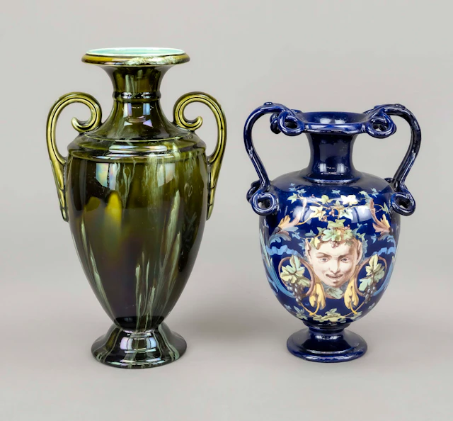 2 Keramikvasen, blaue Vase mit Re