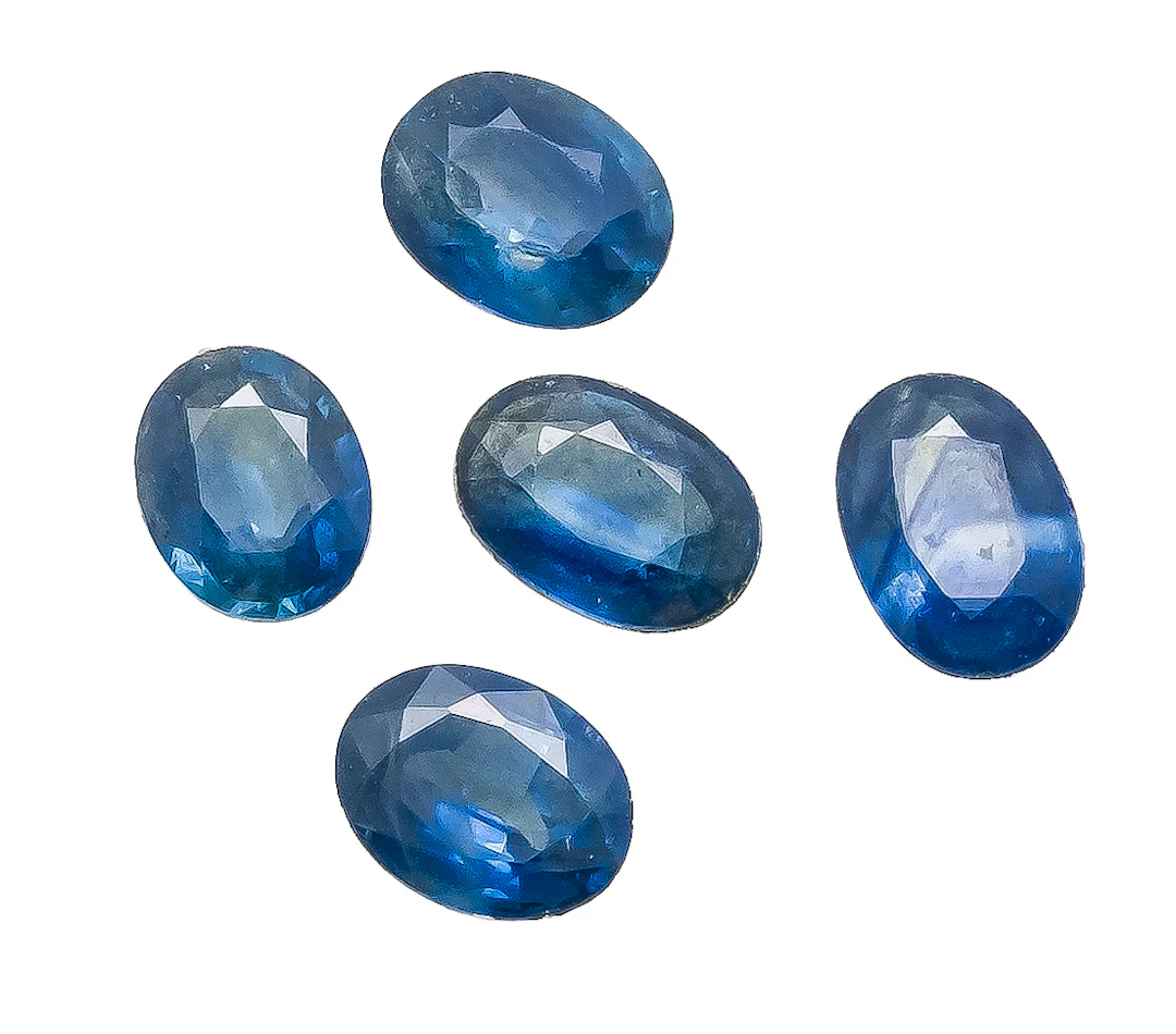 Konvolut 5 Saphire, zus. 3,39 ct