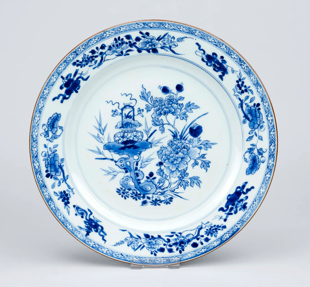Blau-weißer Teller, China, 17./18