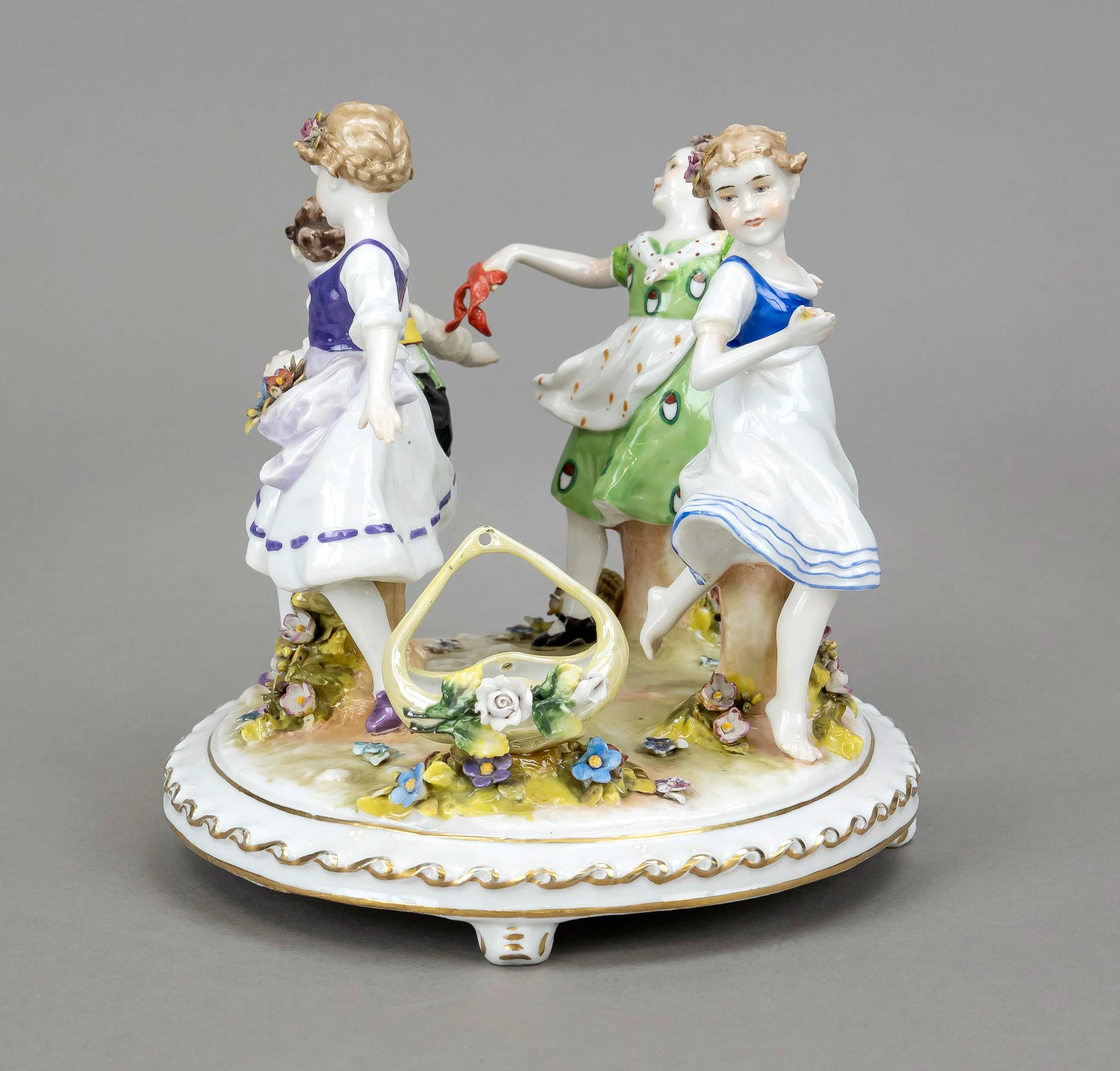 Figurengruppe ''Kinderreigen'' E.