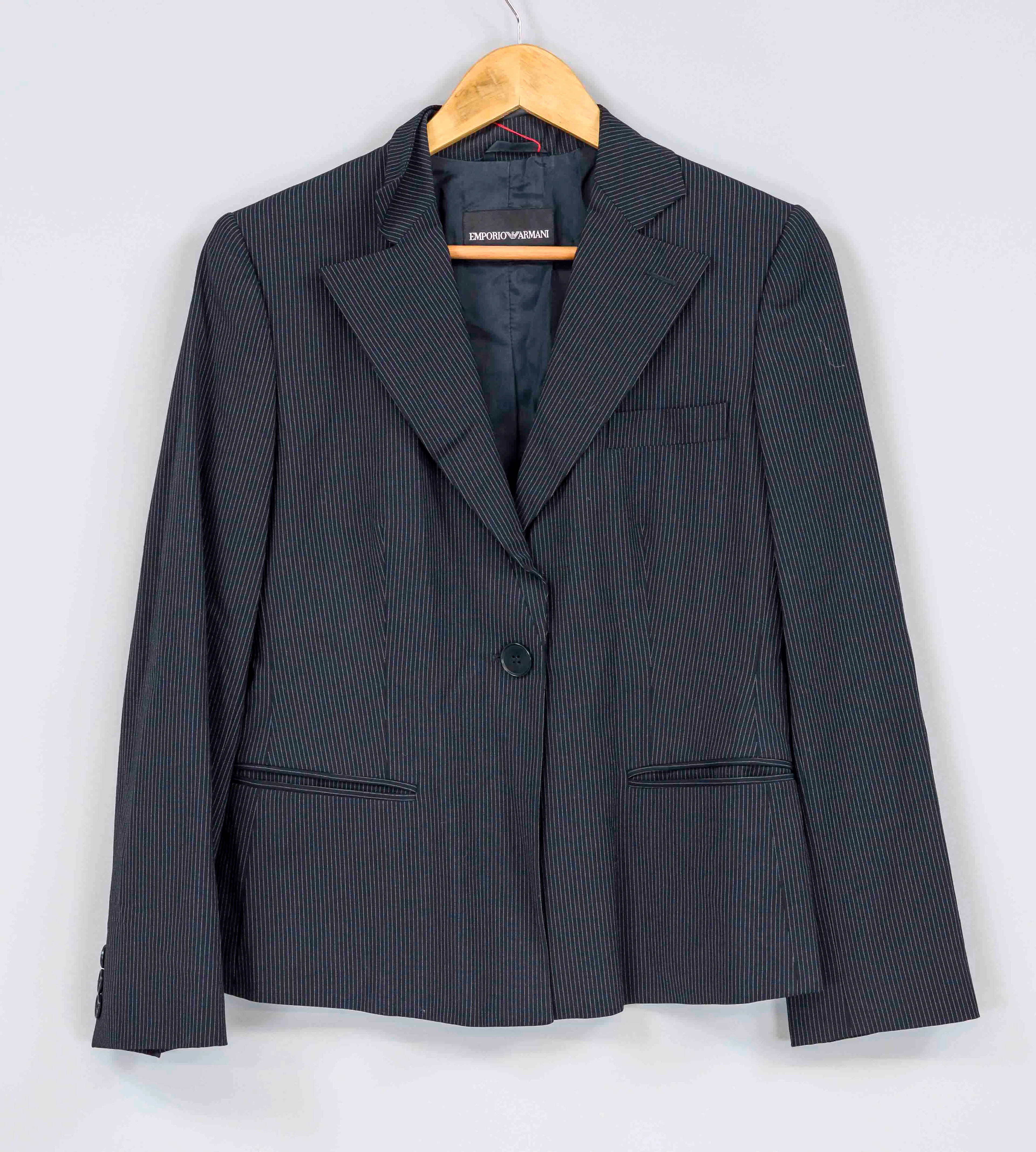 Emporio Armani, klassisches schwa