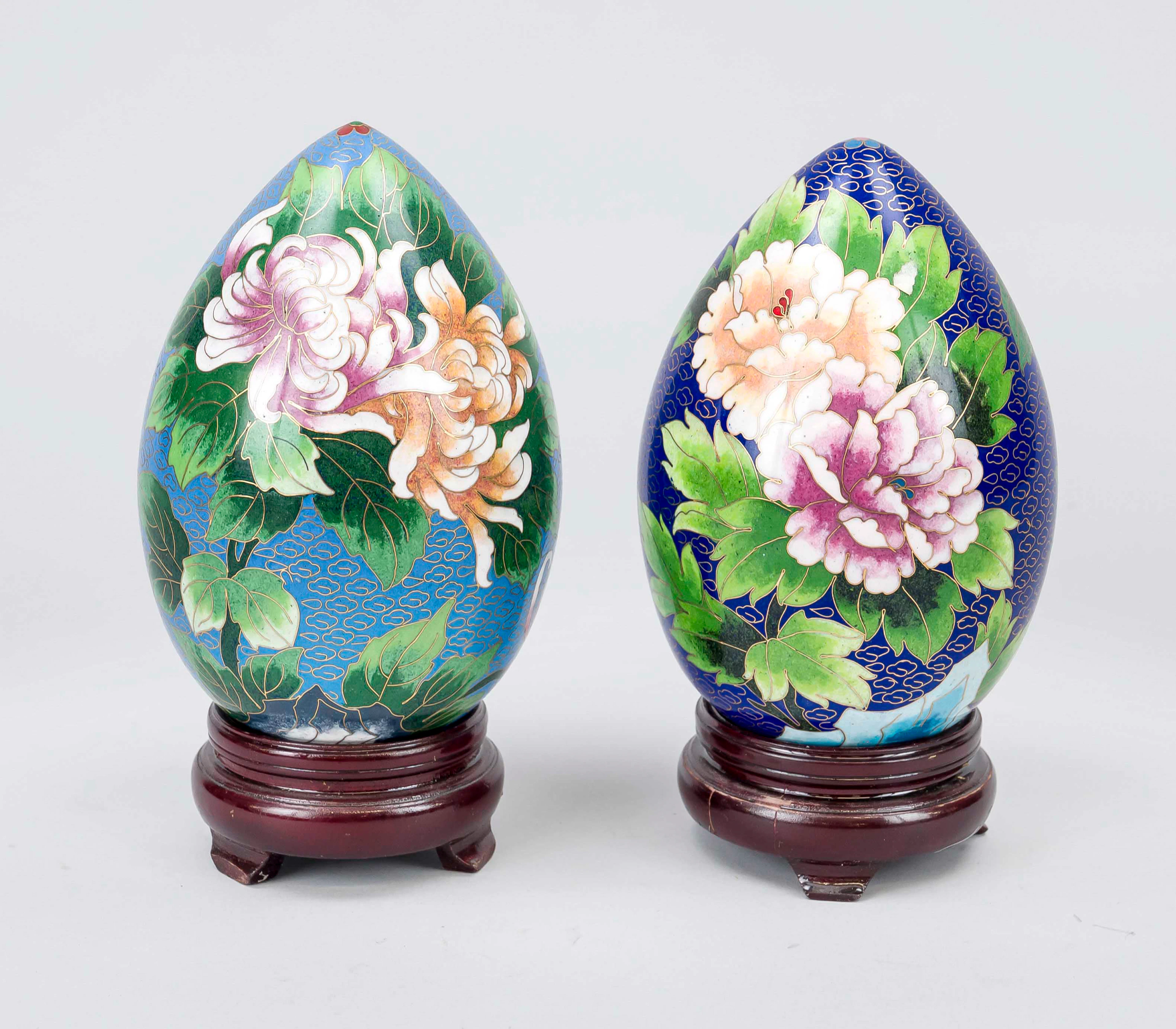 2 Cloisonné Eier, China, 20. Jh.