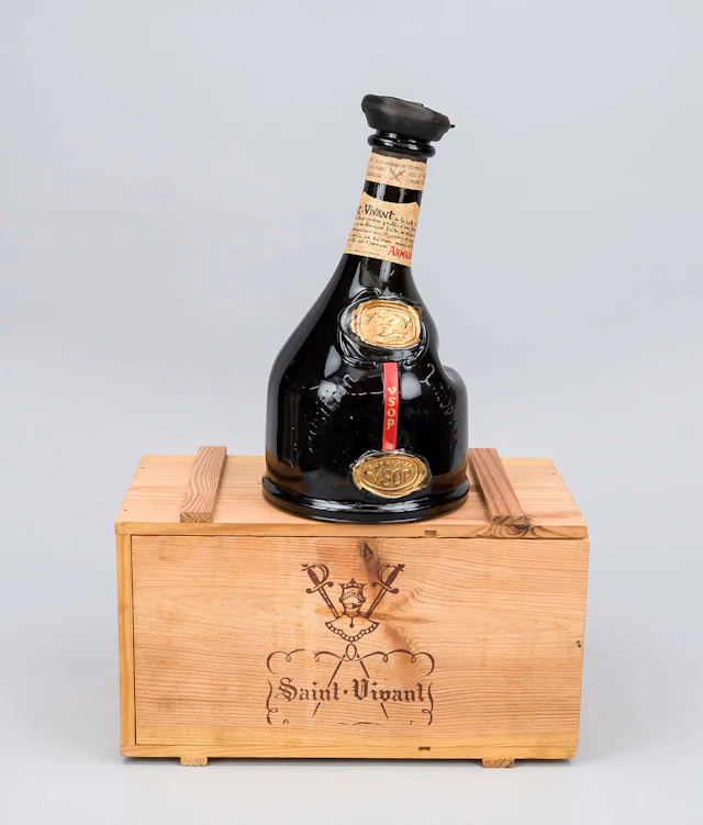 Große Flasche Armanac Saint-Vivan