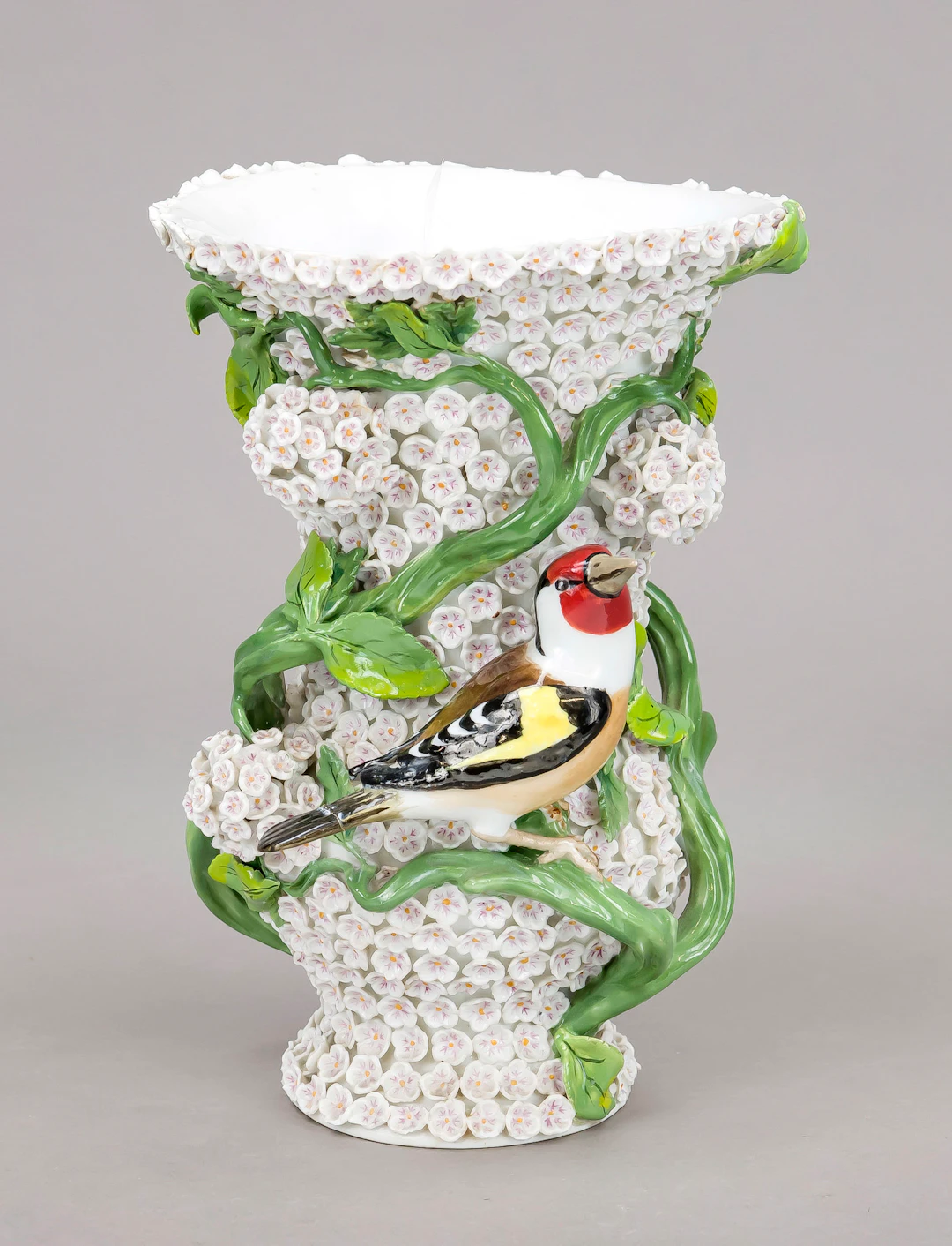 Schneeballen-Vase mit Vögeln, Mei